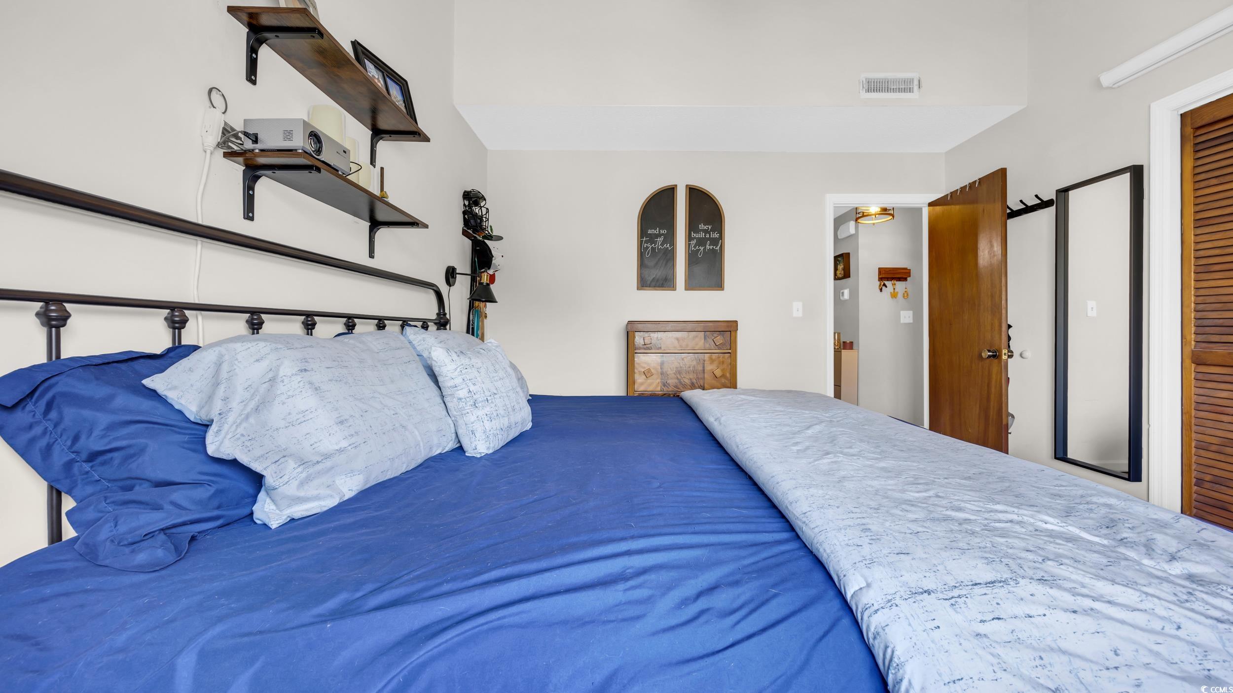 510 Fairwood Lakes Dr. Property Photo 4