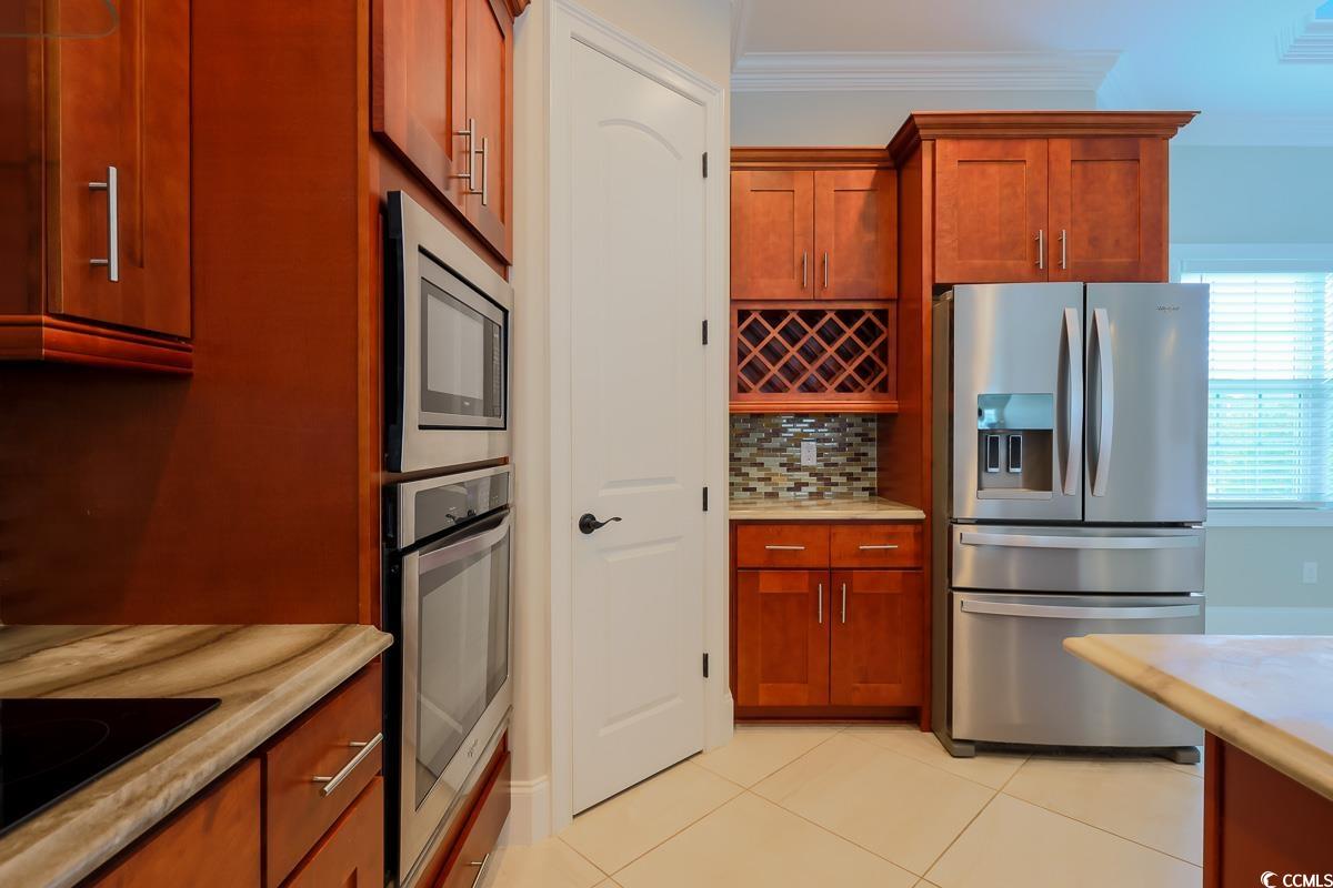 1121 Bluffton Ct. Property Photo 9