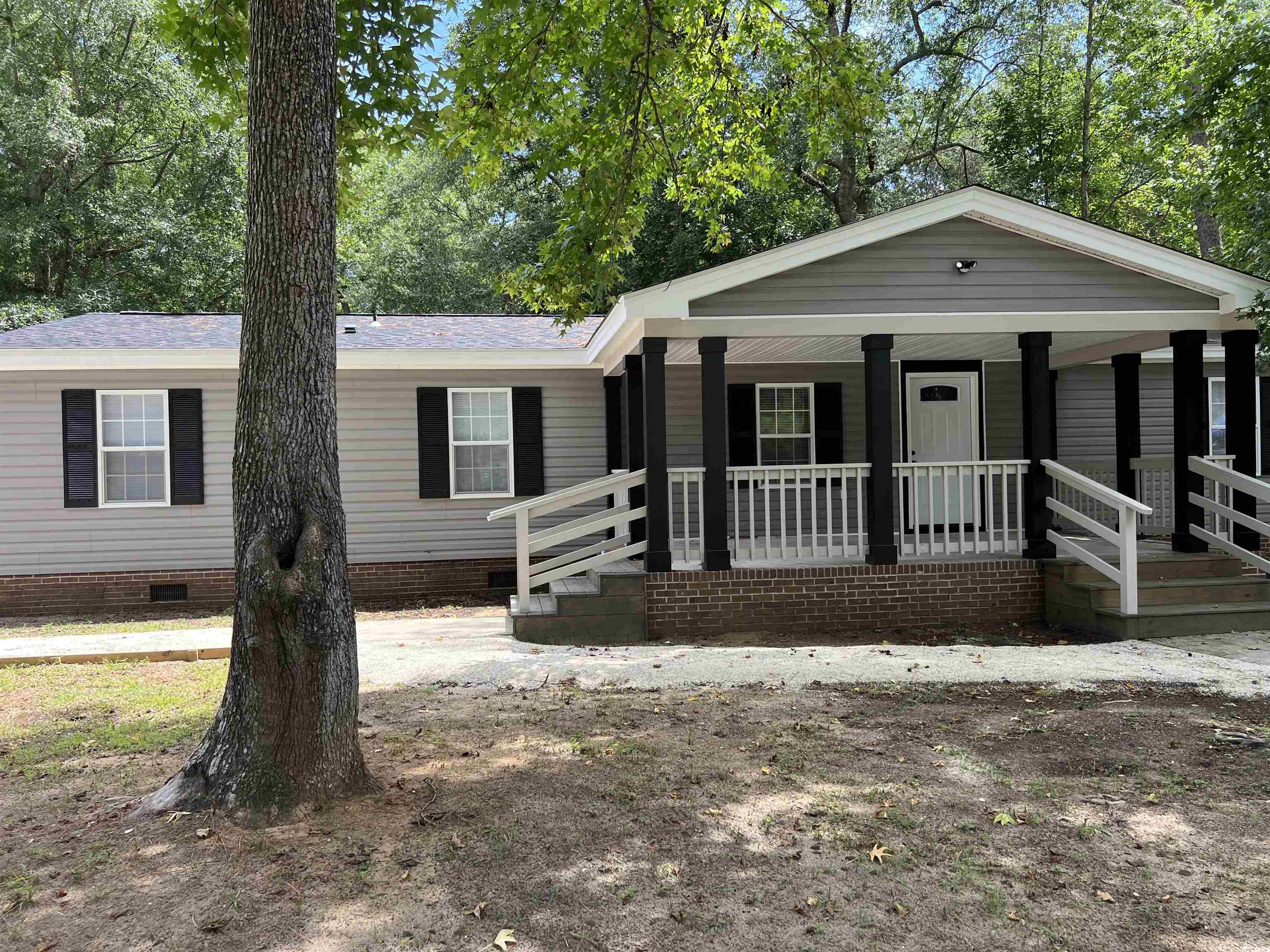 425 East Surfwind Dr. Property Photo 1