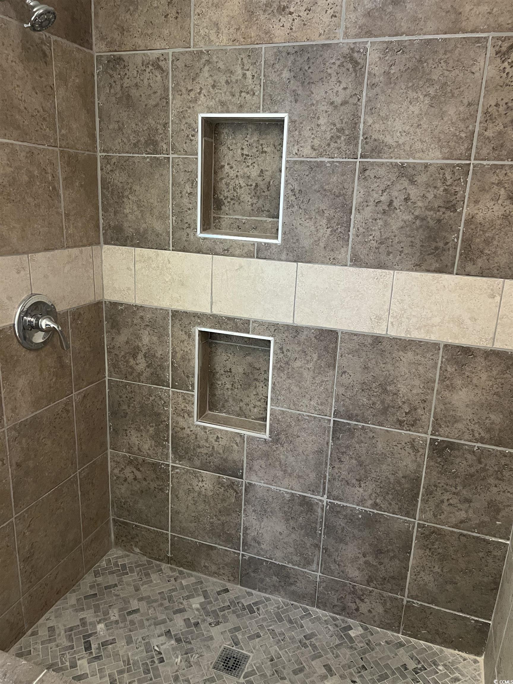 425 East Surfwind Dr. Property Photo 19