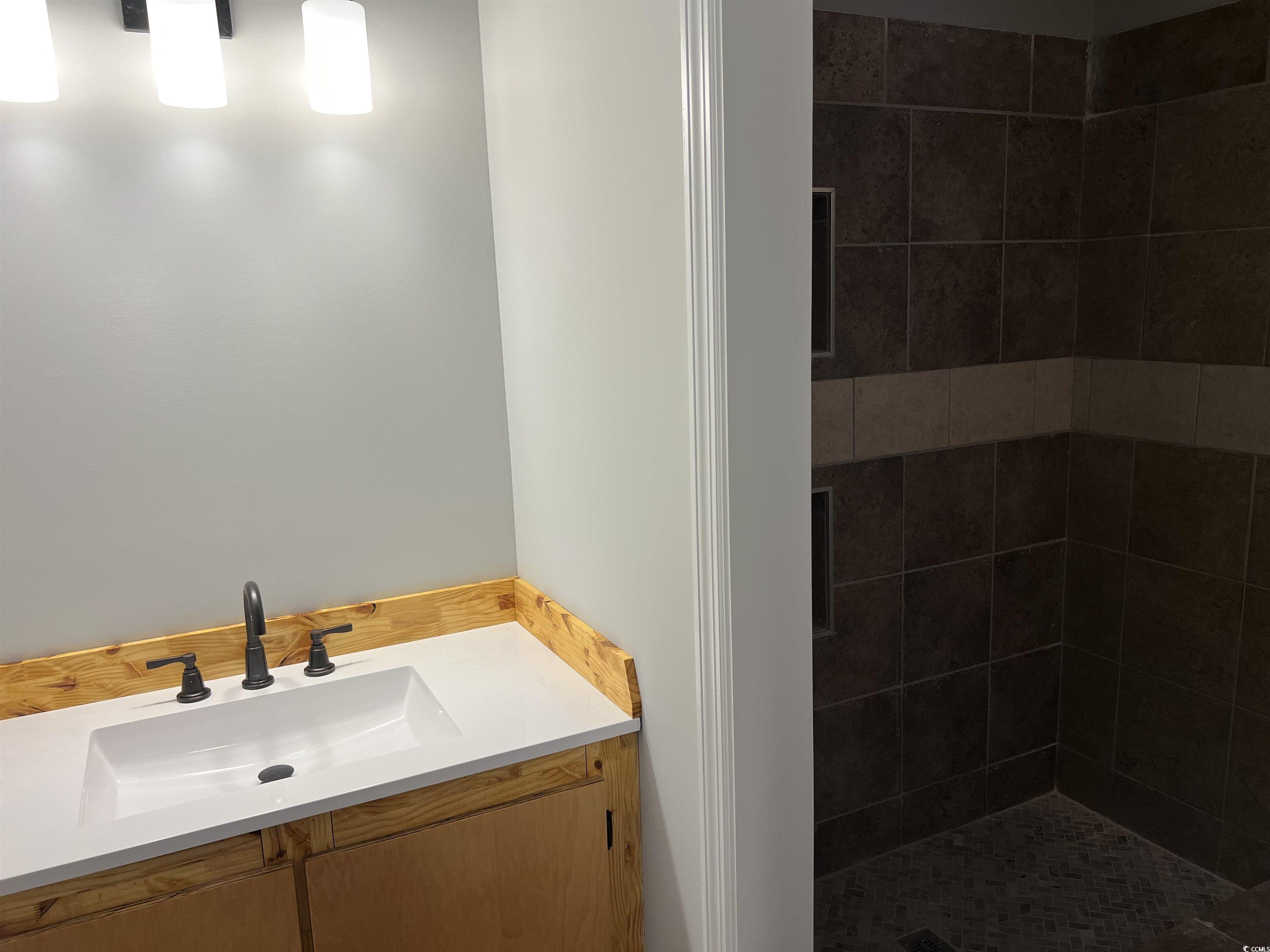 425 East Surfwind Dr. Property Photo 22