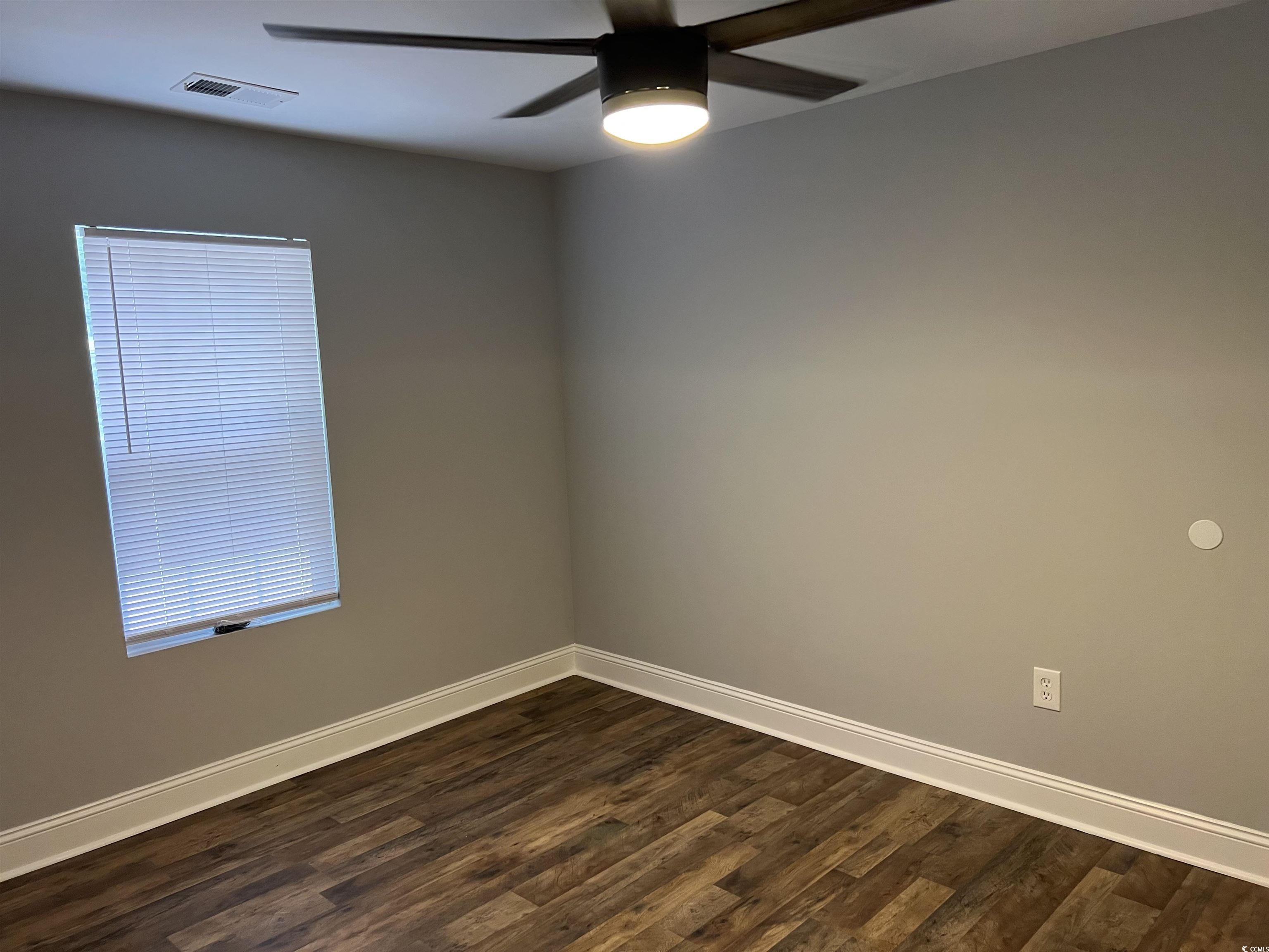 425 East Surfwind Dr. Property Photo 24