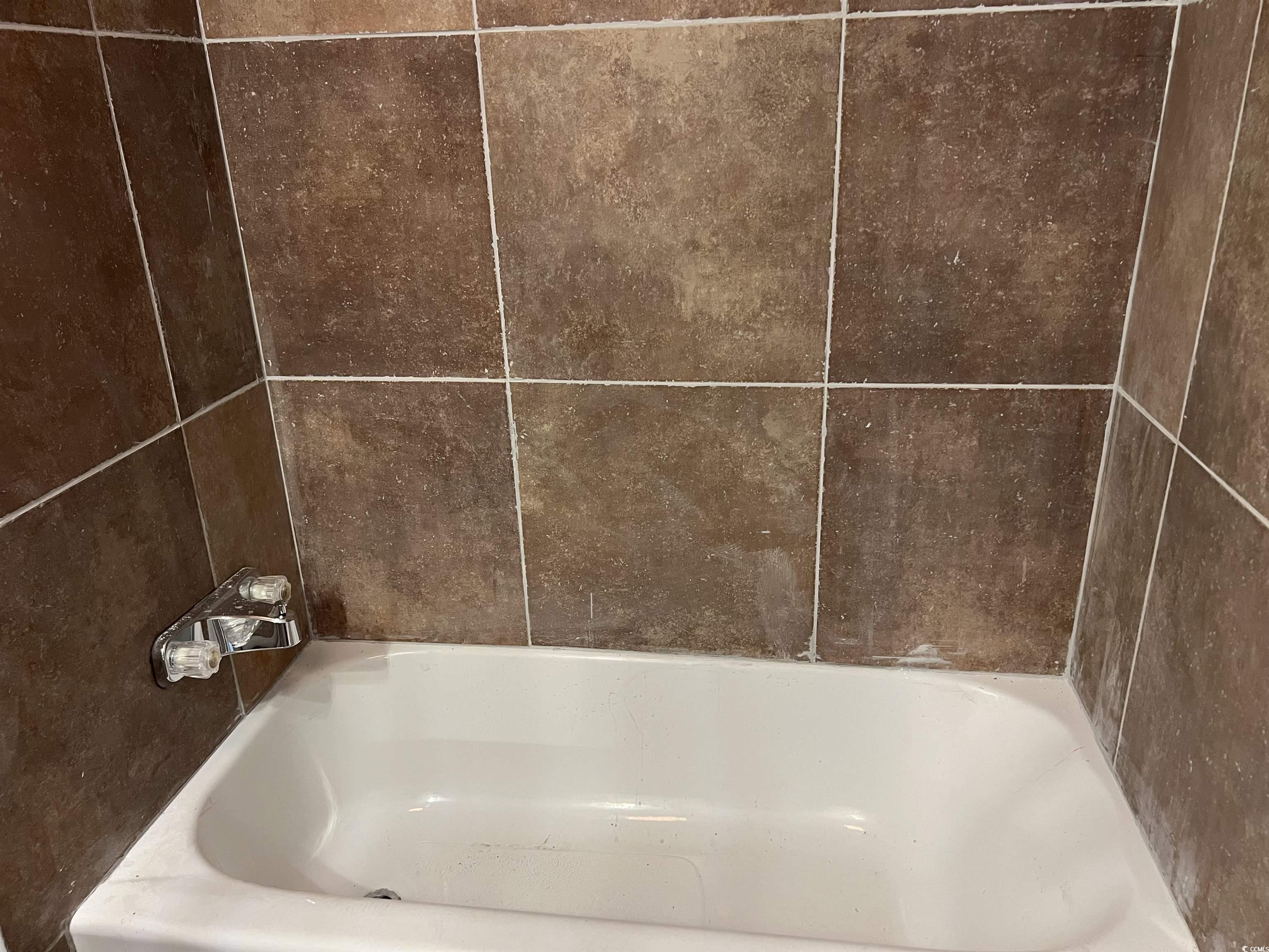 425 East Surfwind Dr. Property Photo 26