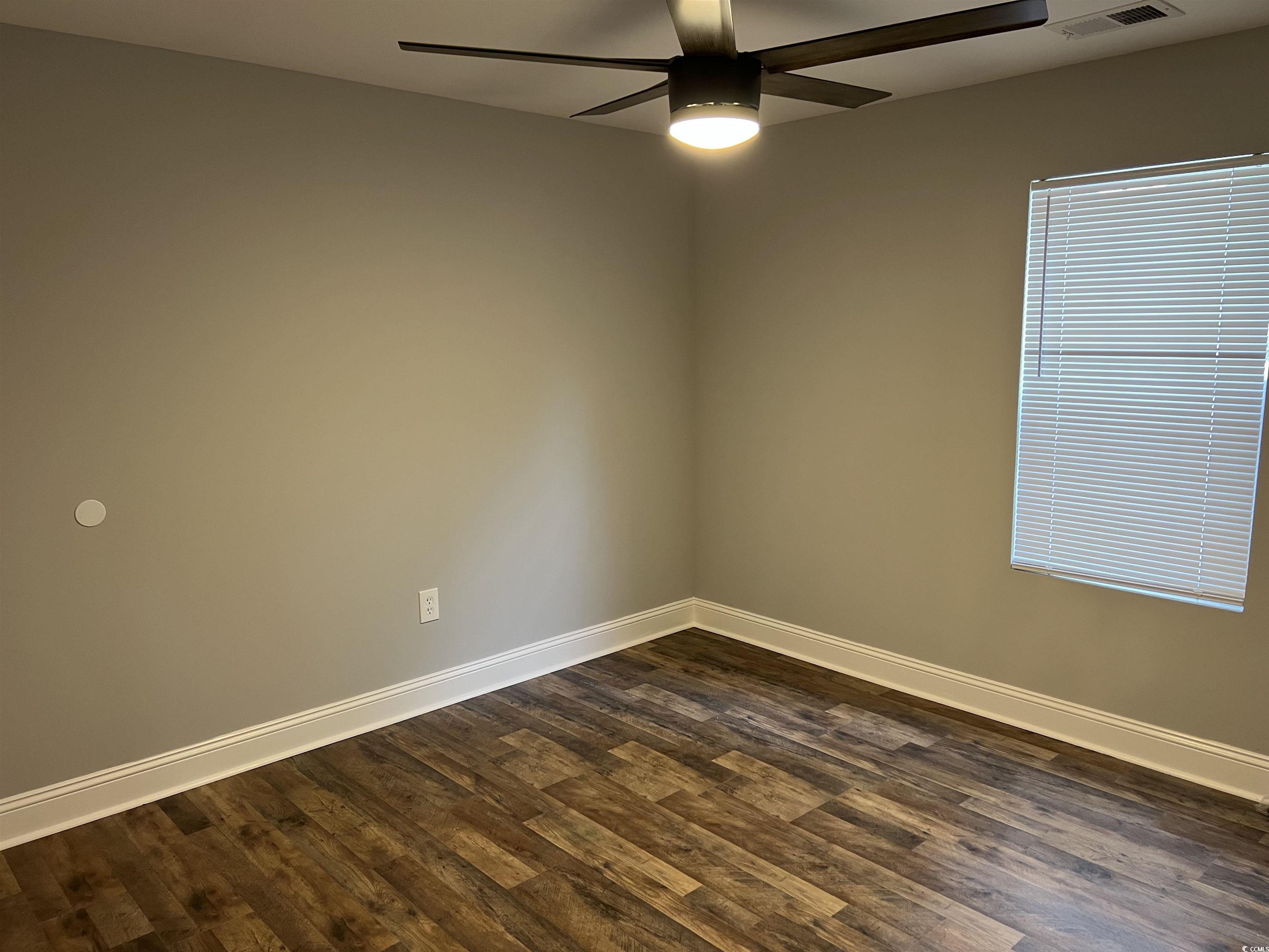 425 East Surfwind Dr. Property Photo 29