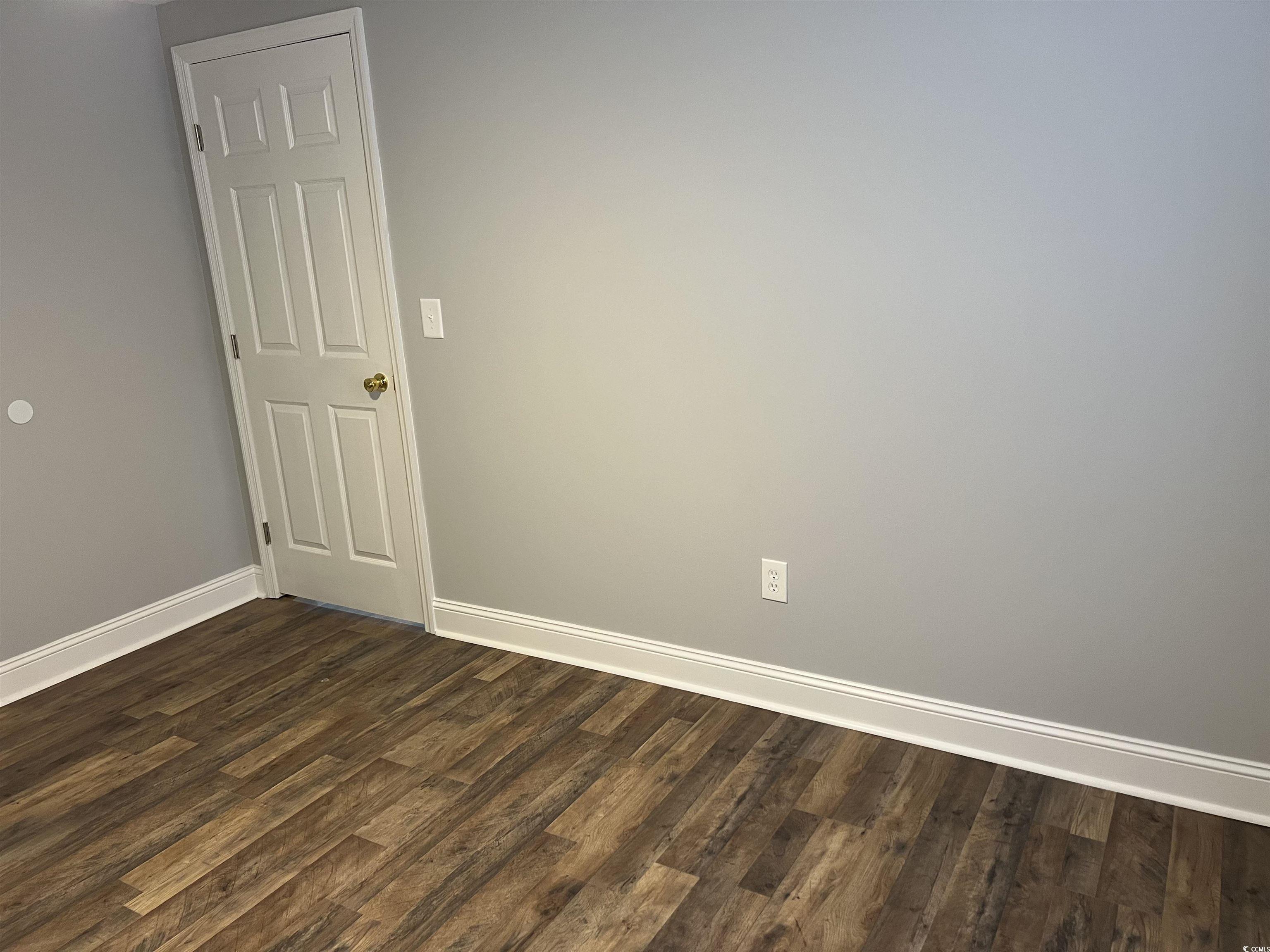 425 East Surfwind Dr. Property Photo 30