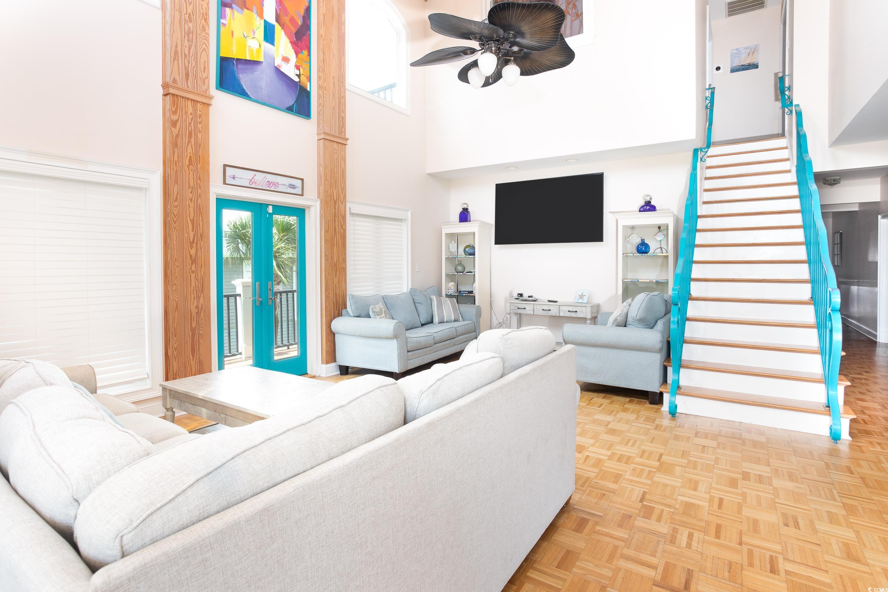 1619 Dolphin St. Property Photo 4