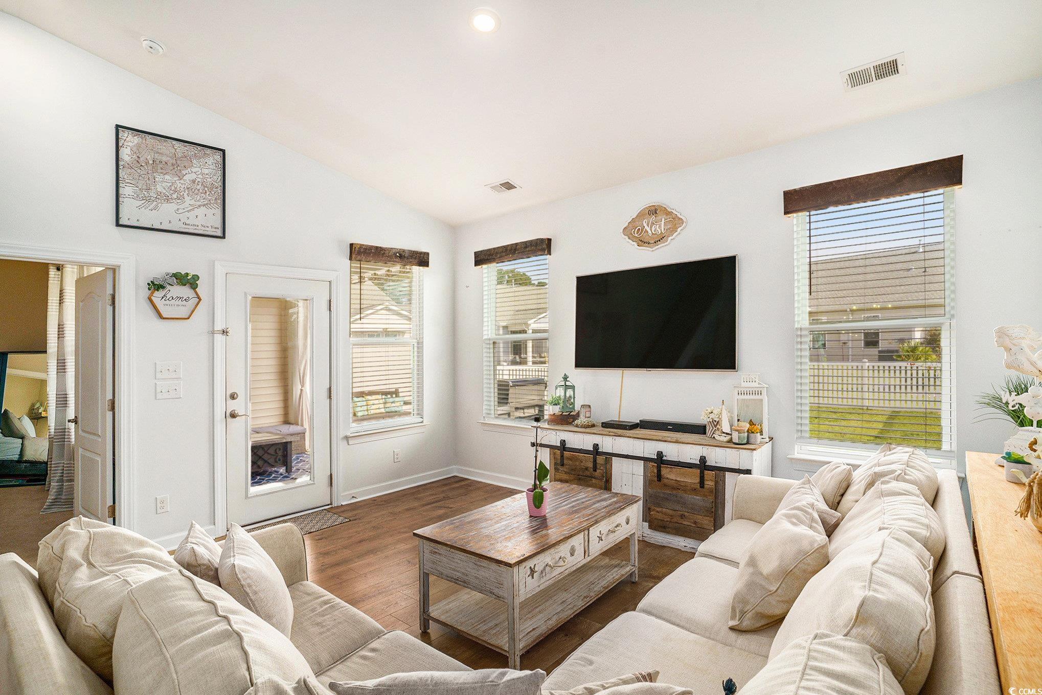 426 Goldenrod Circle Property Photo 9