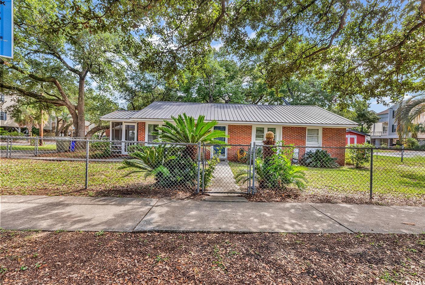 311 Surfside Dr. Property Photo 1