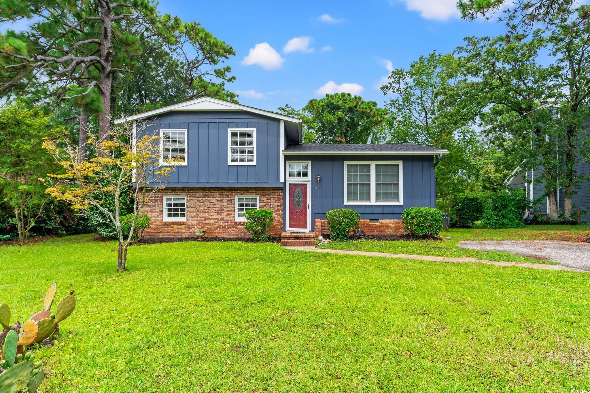 512 62nd Ave. N Property Photo 1