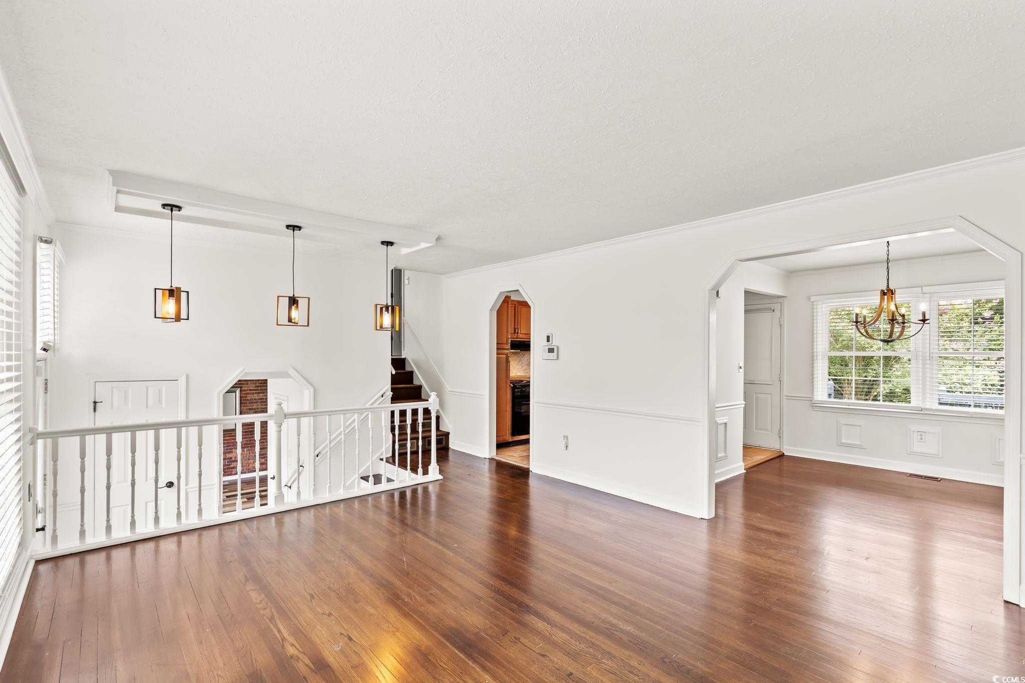 512 62nd Ave. N Property Photo 7