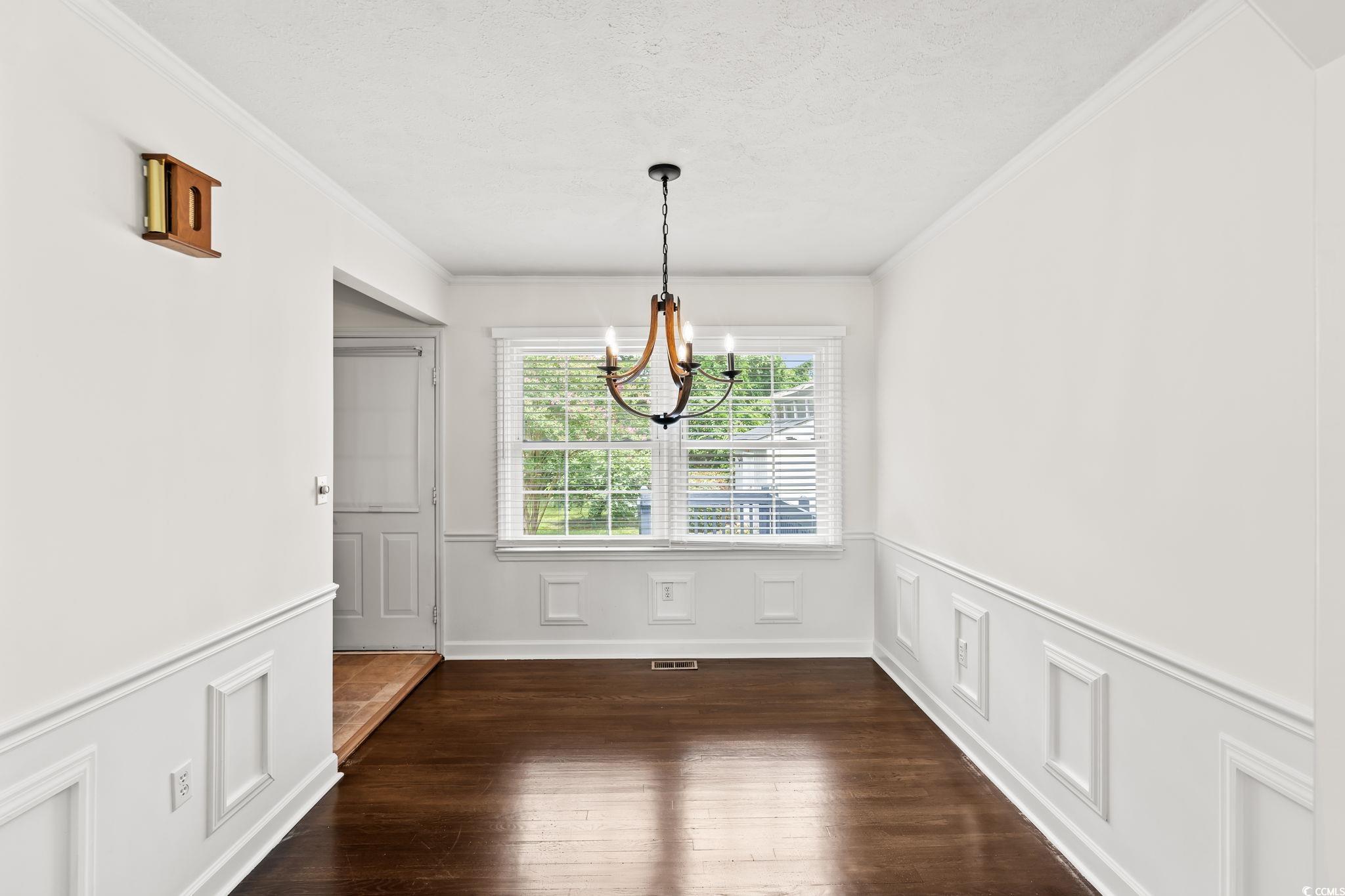 512 62nd Ave. N Property Photo 8