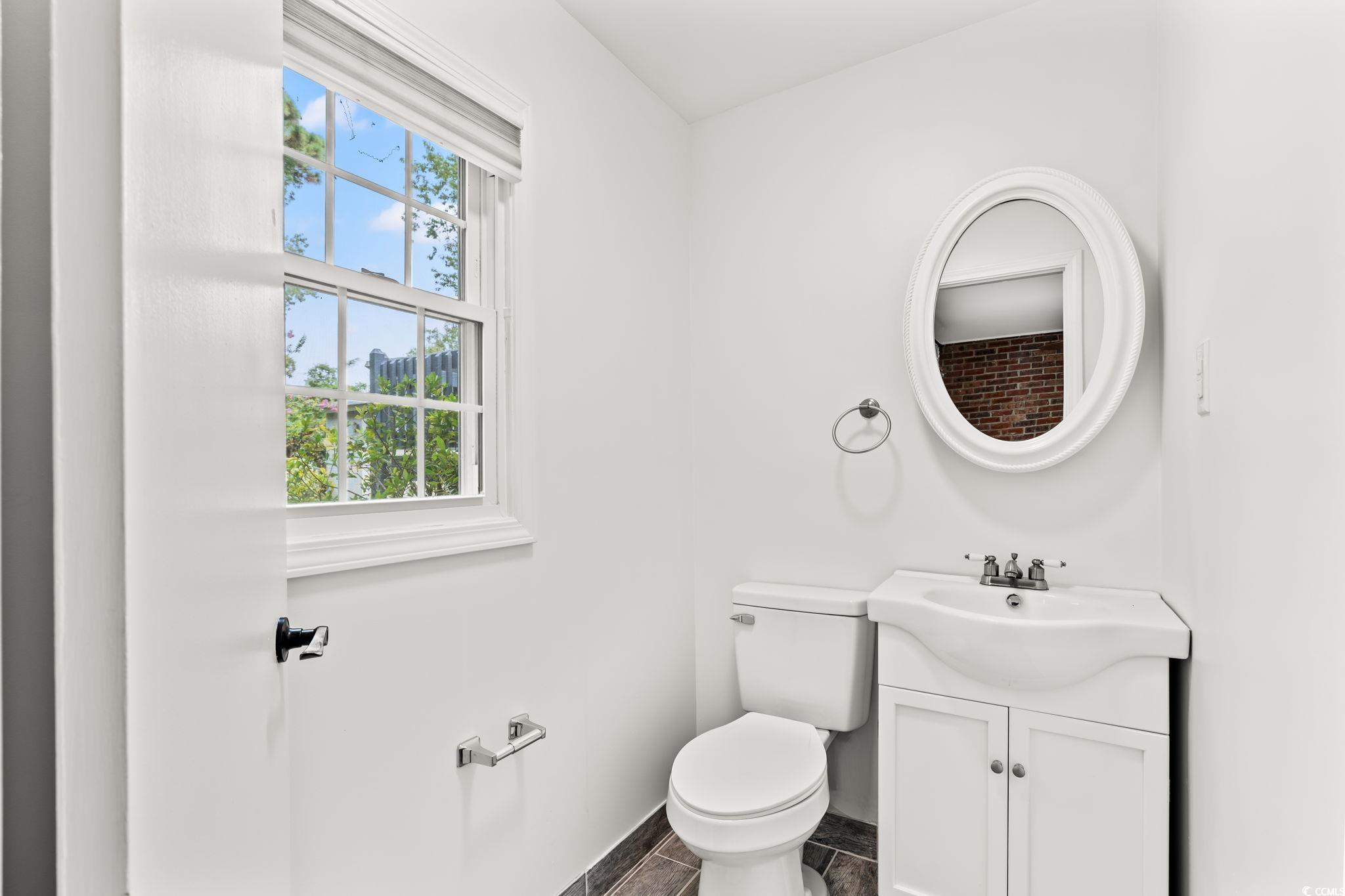 512 62nd Ave. N Property Photo 18