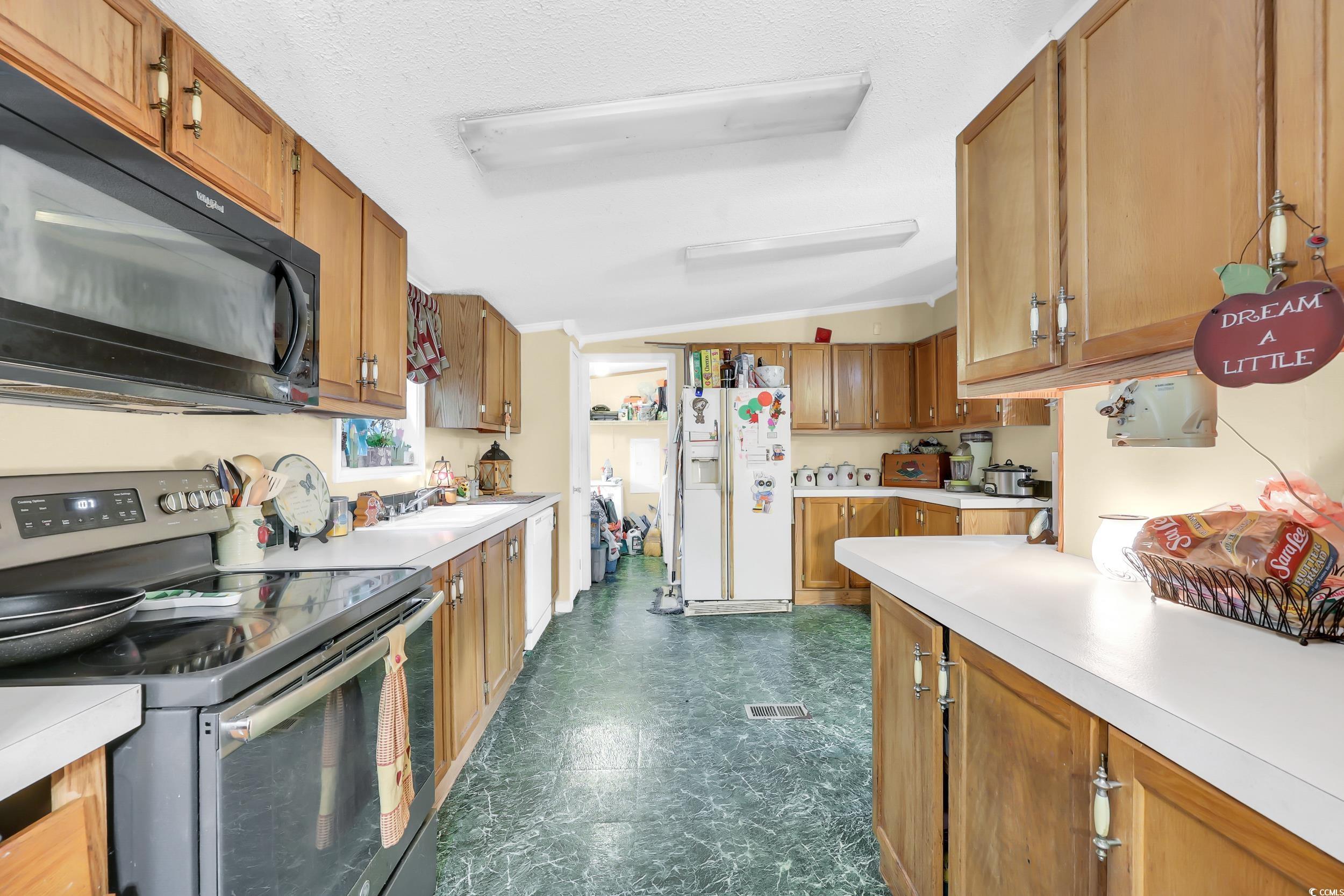 408 Alabaster Ct. Property Photo 12