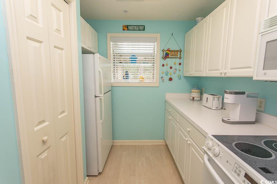 1551 Spinnaker Dr. Property Photo 7