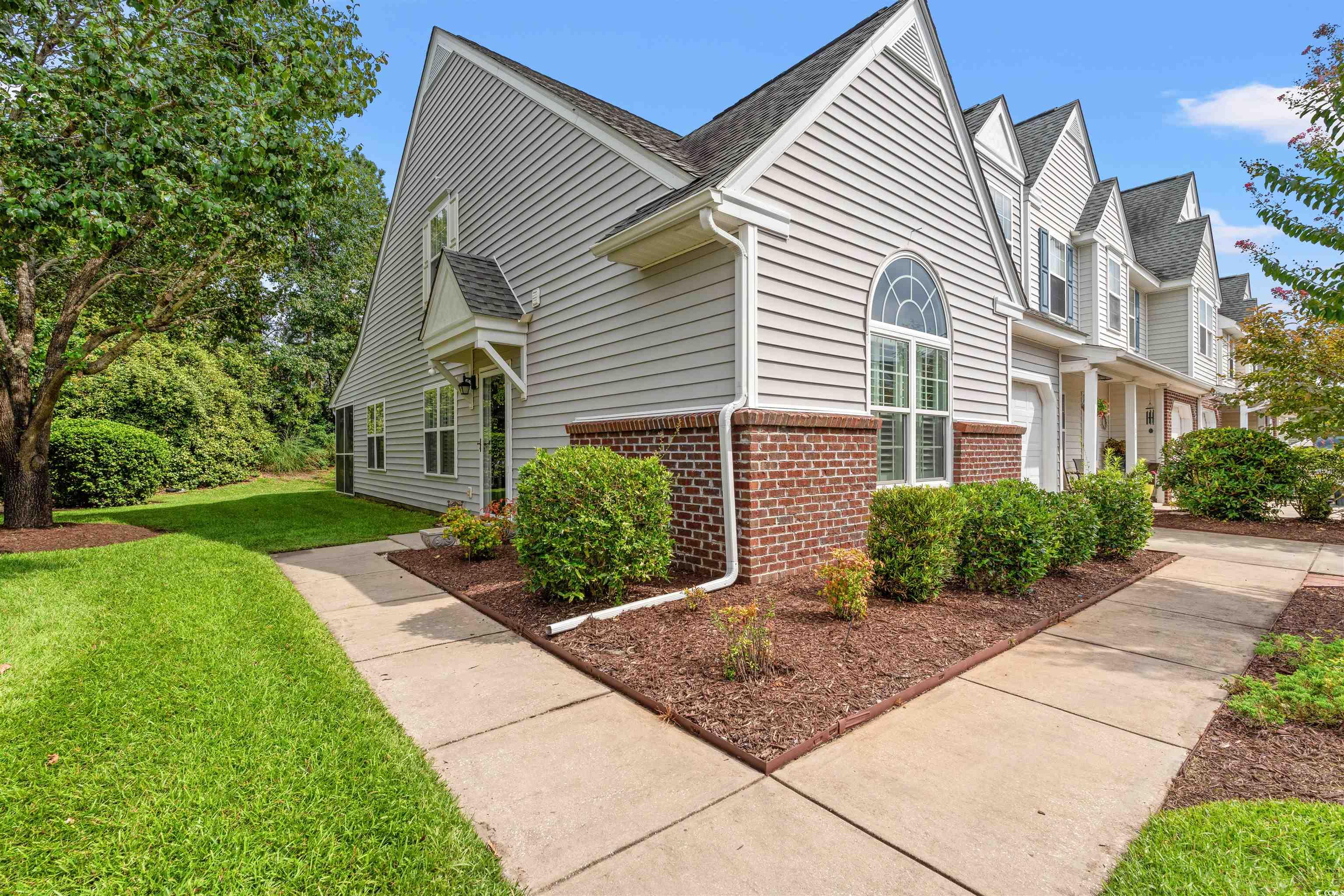 168 Wimbledon Way Property Photo 1