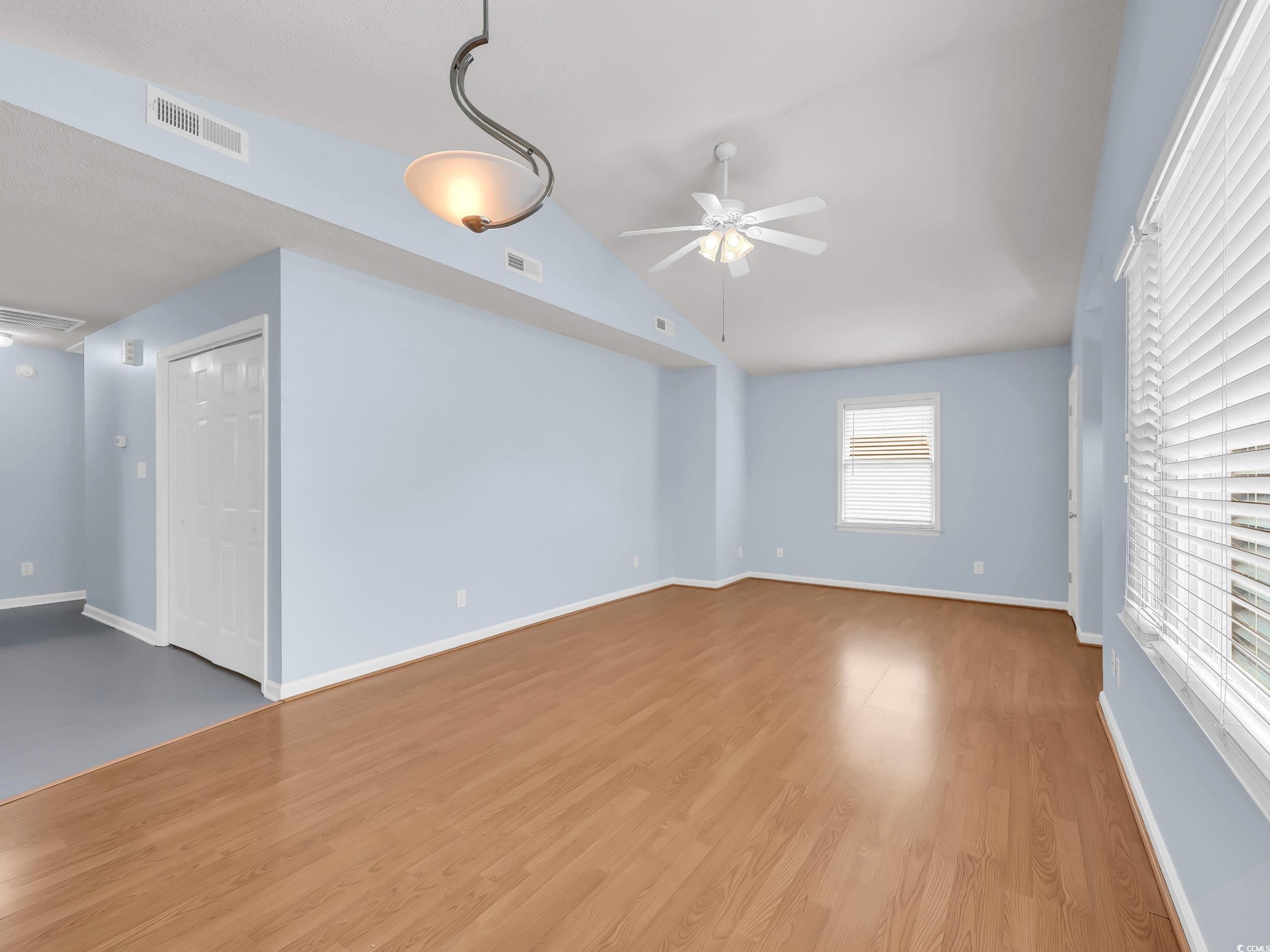 4325 Princeton Dr. Property Photo 6