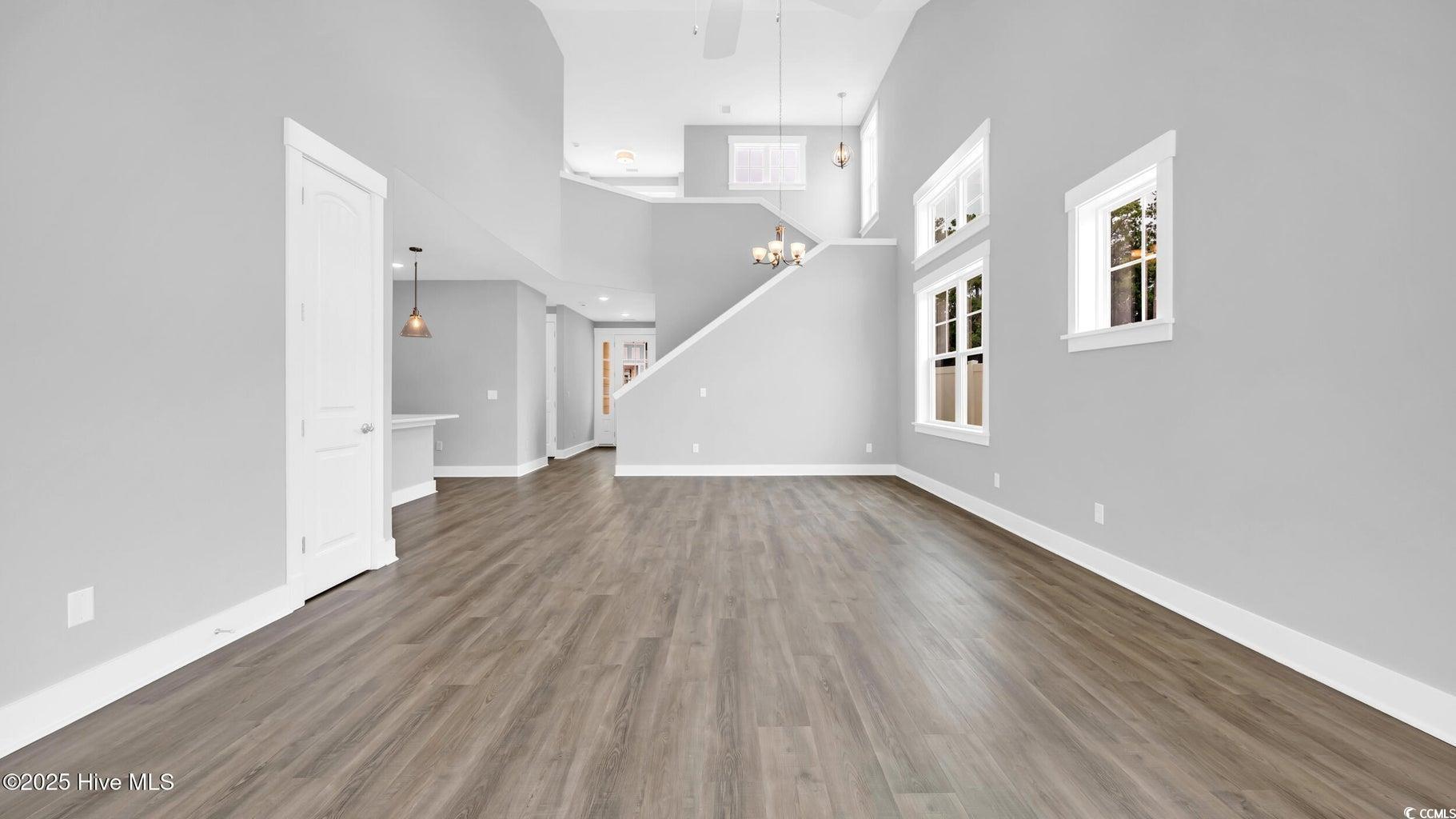 1975 Indigo Cove Way Property Photo 2