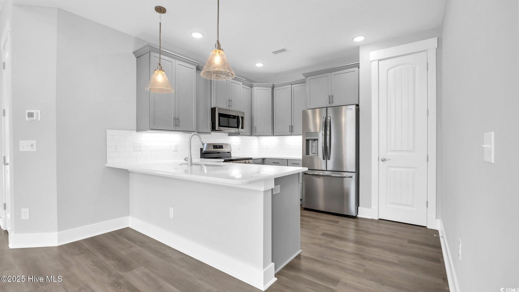 1975 Indigo Cove Way Property Photo 6