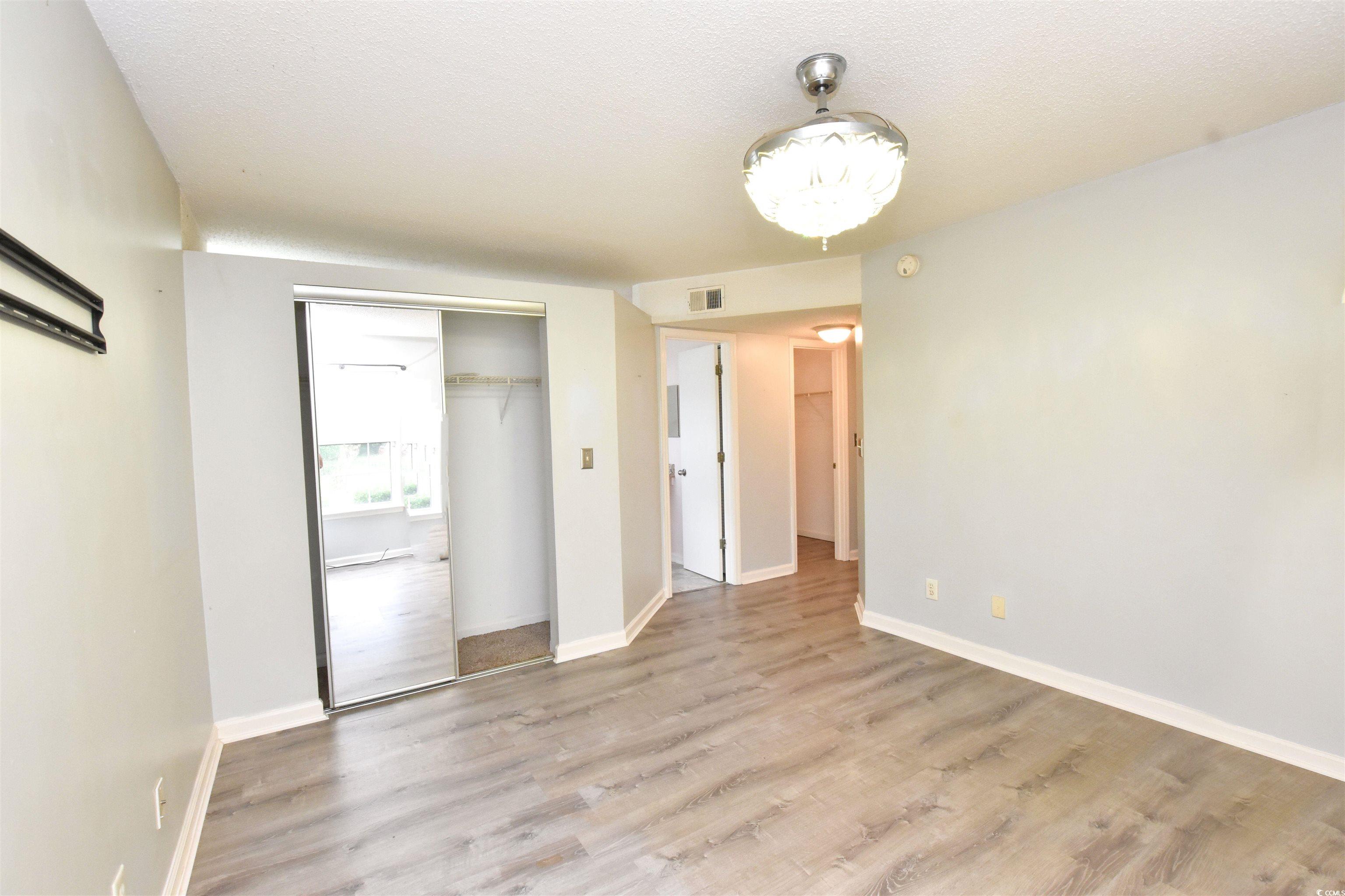 8862 Duckview Dr. Property Photo 10