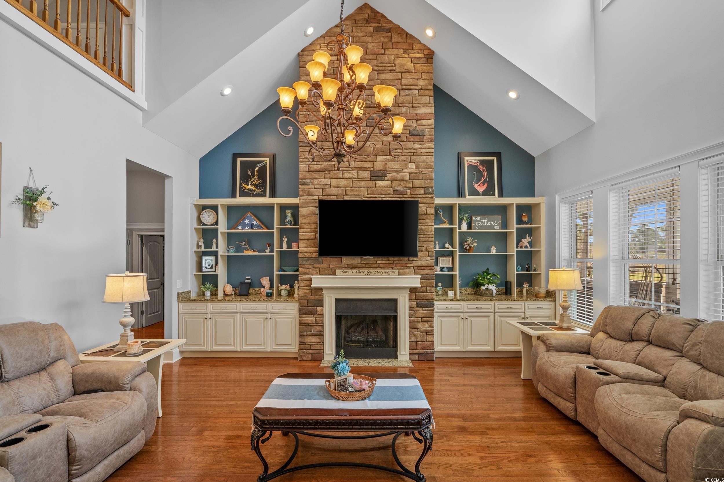 416 Seabury Ln. Property Photo 7