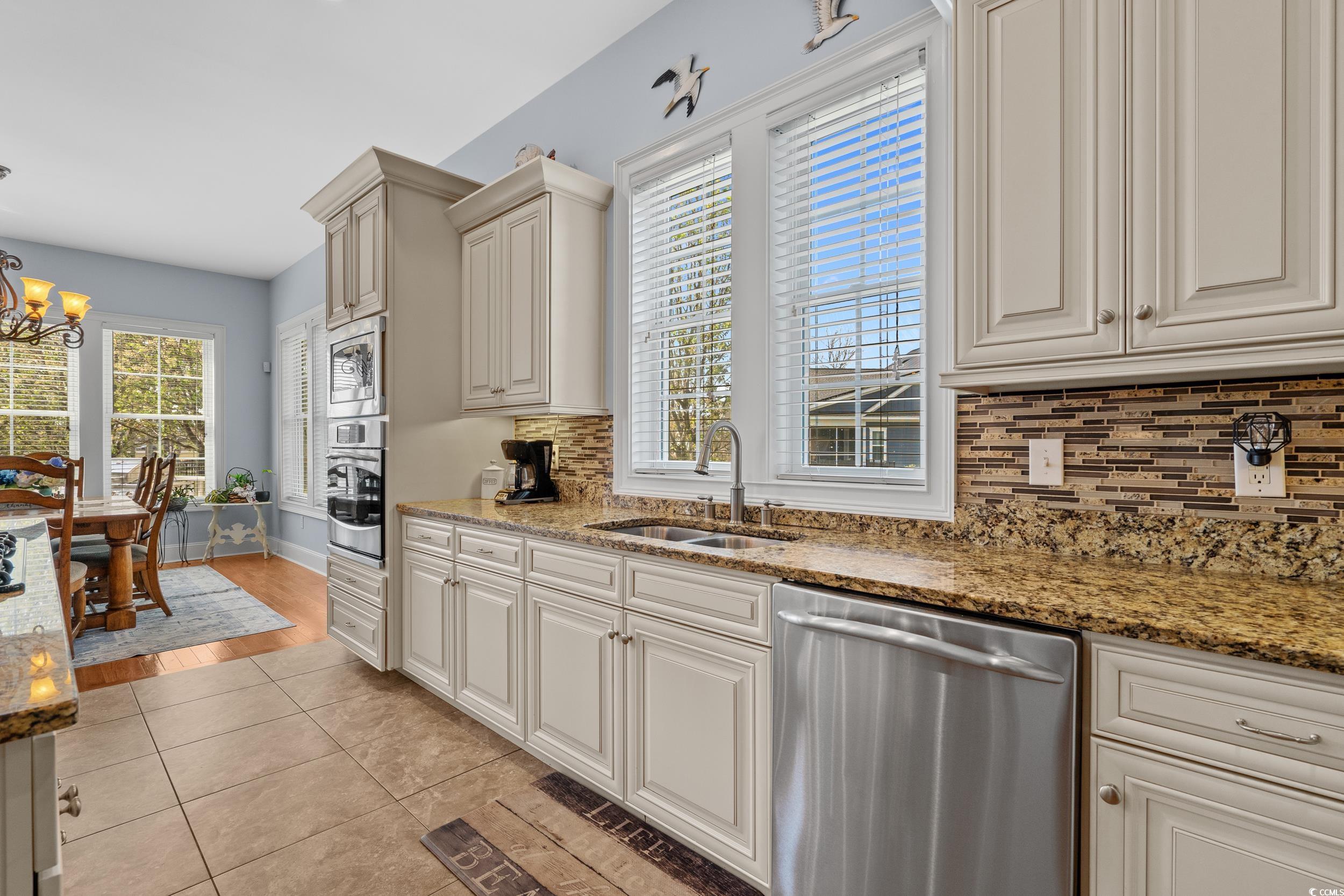 416 Seabury Ln. Property Photo 12