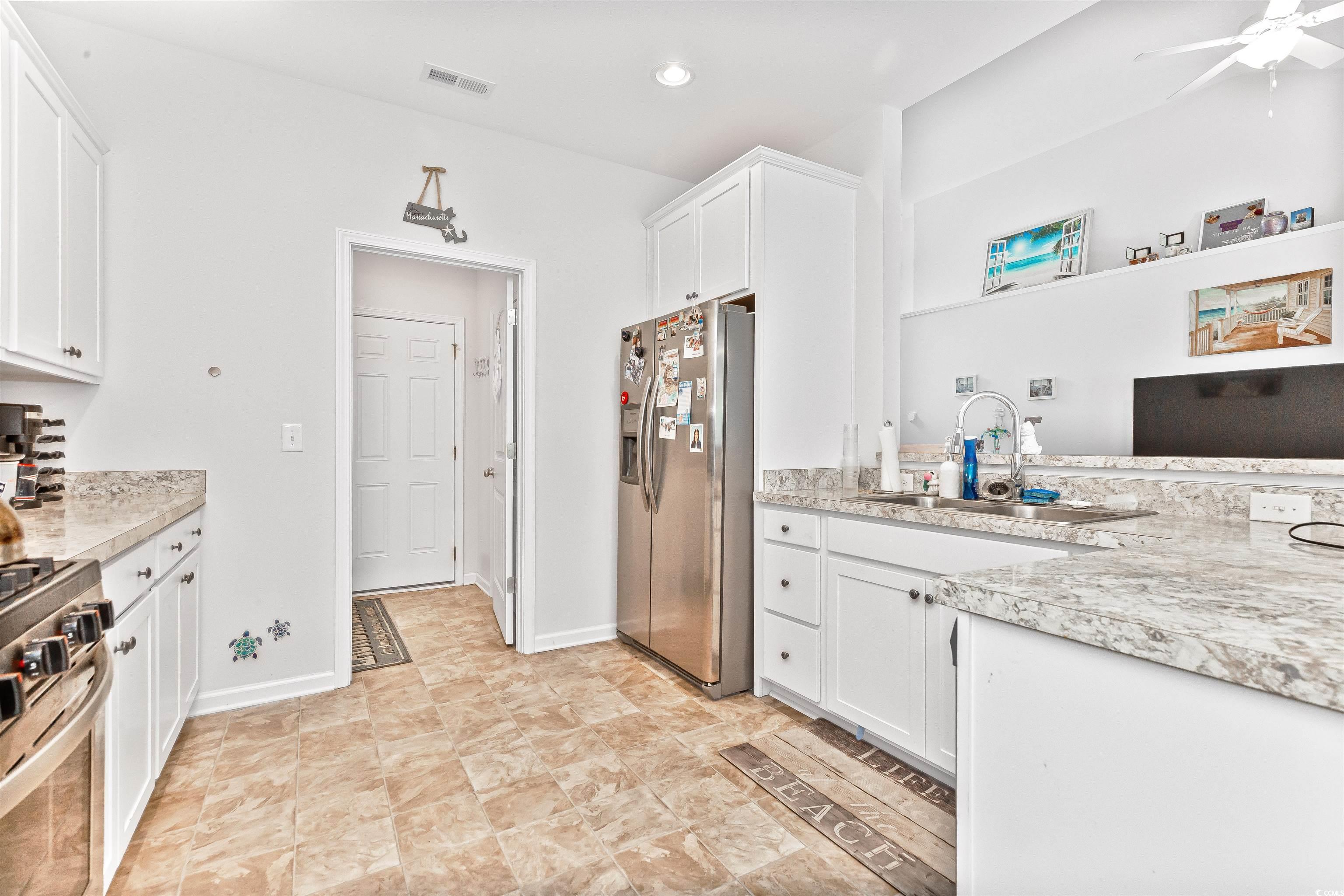 840 Windsor Rose Dr. Property Photo 12