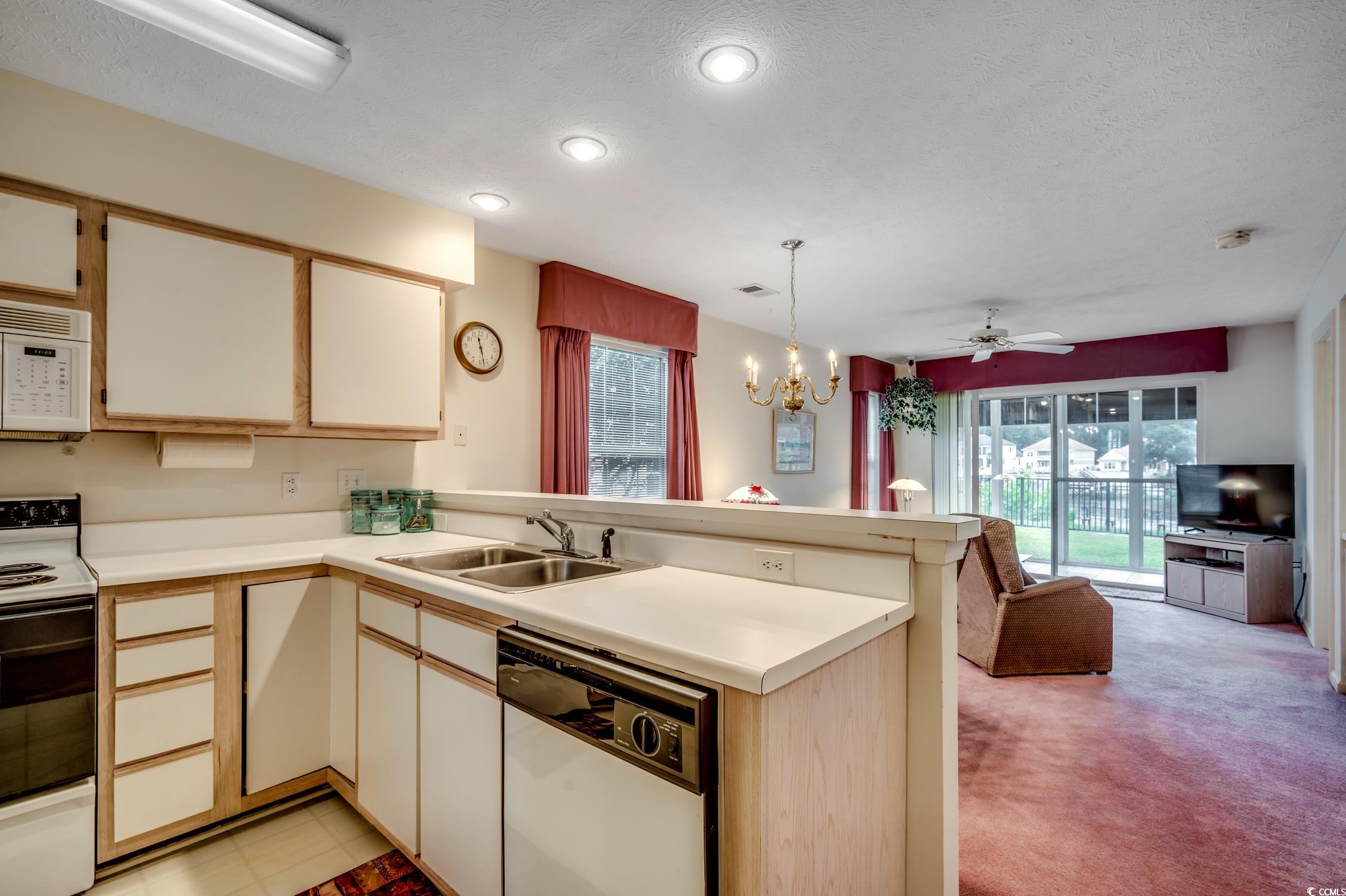 608 Waterway Village Blvd Property Photo 7