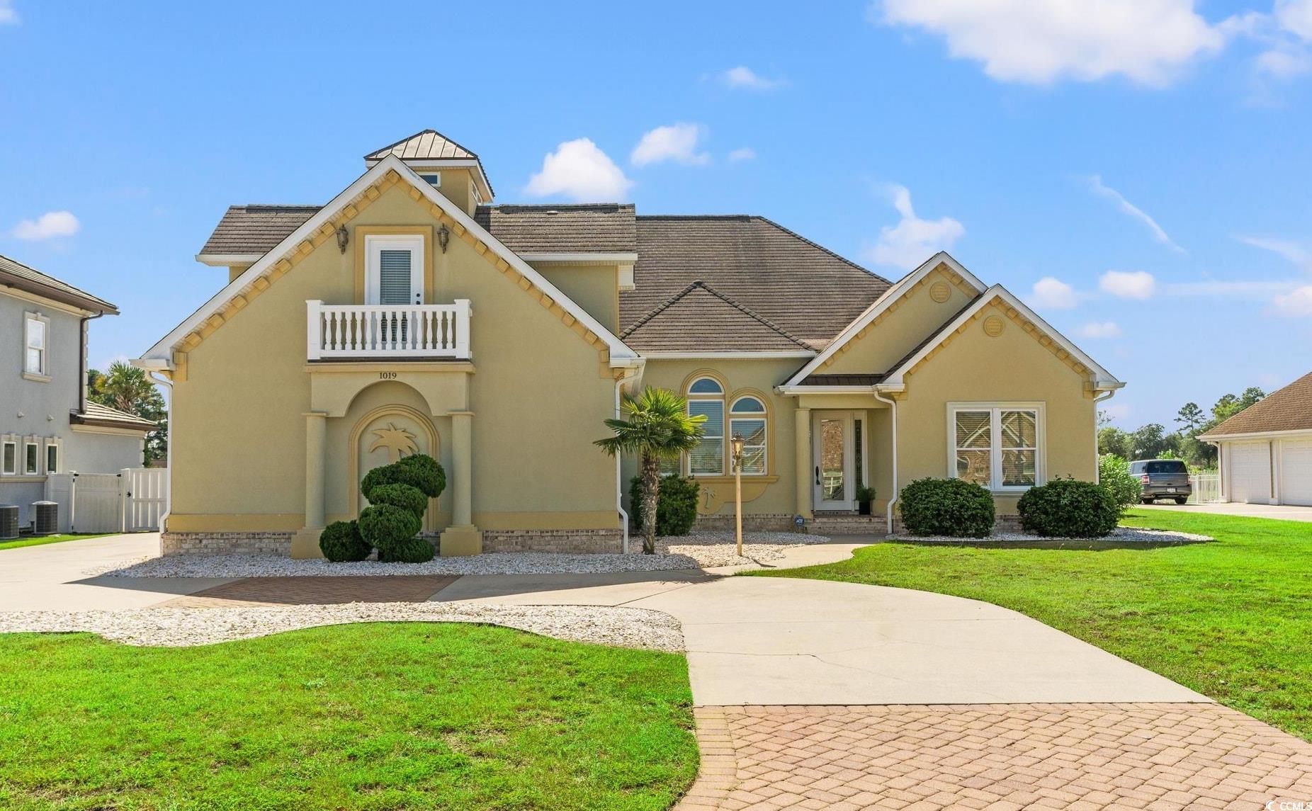 1019 Ridgewood Dr.