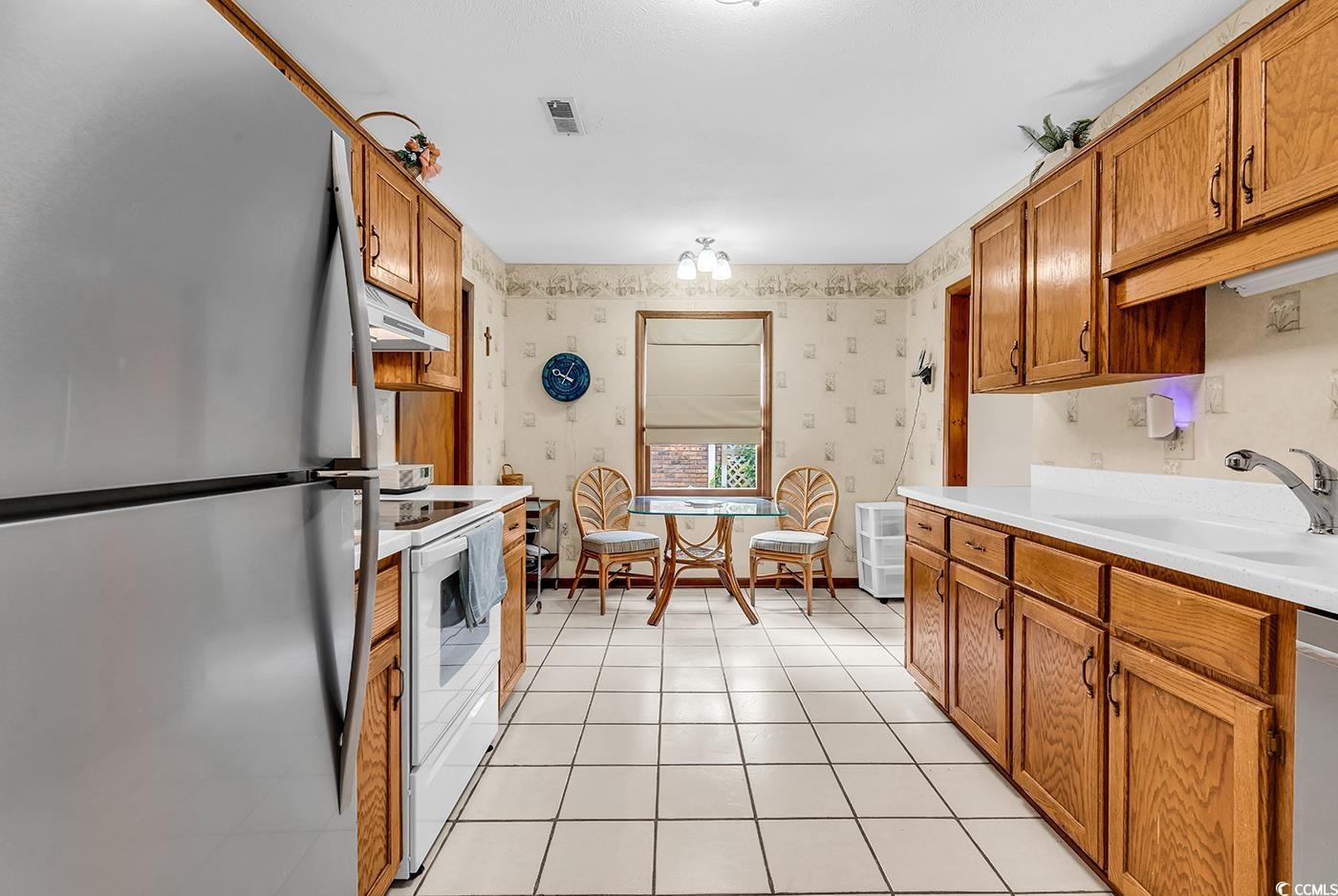 903 Plantation Dr. Property Photo 4