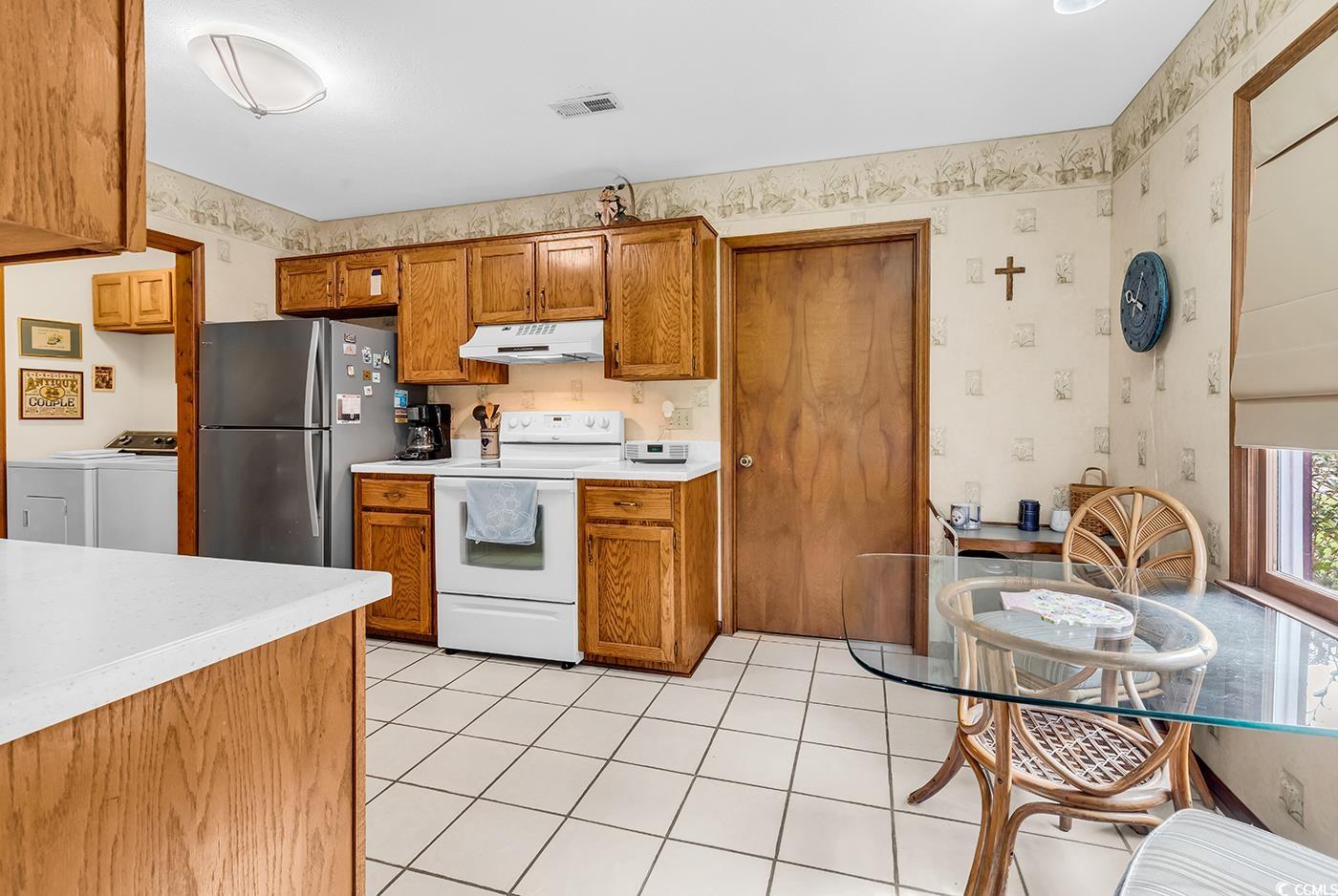 903 Plantation Dr. Property Photo 5