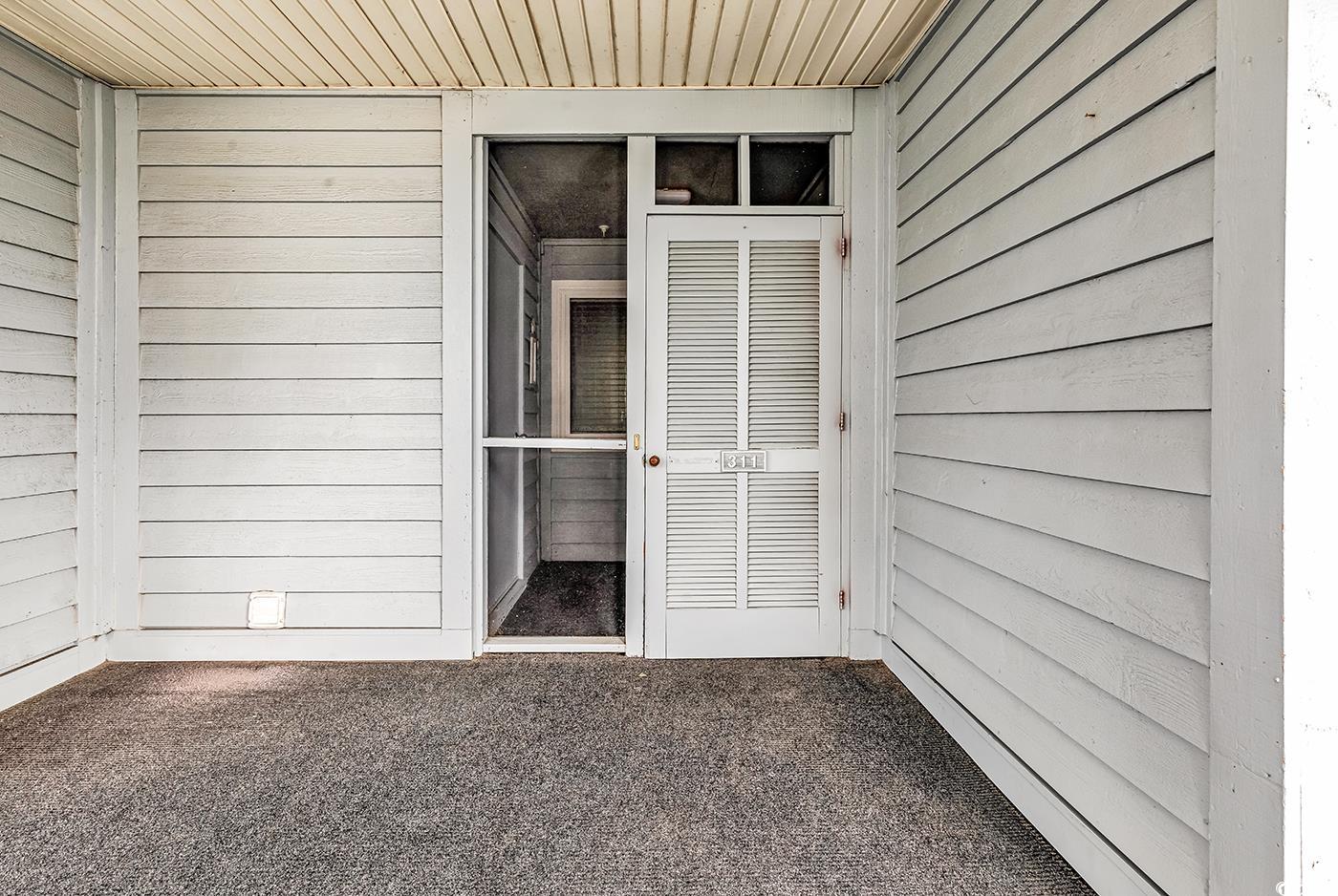 9580 Shore Dr. Property Photo 4