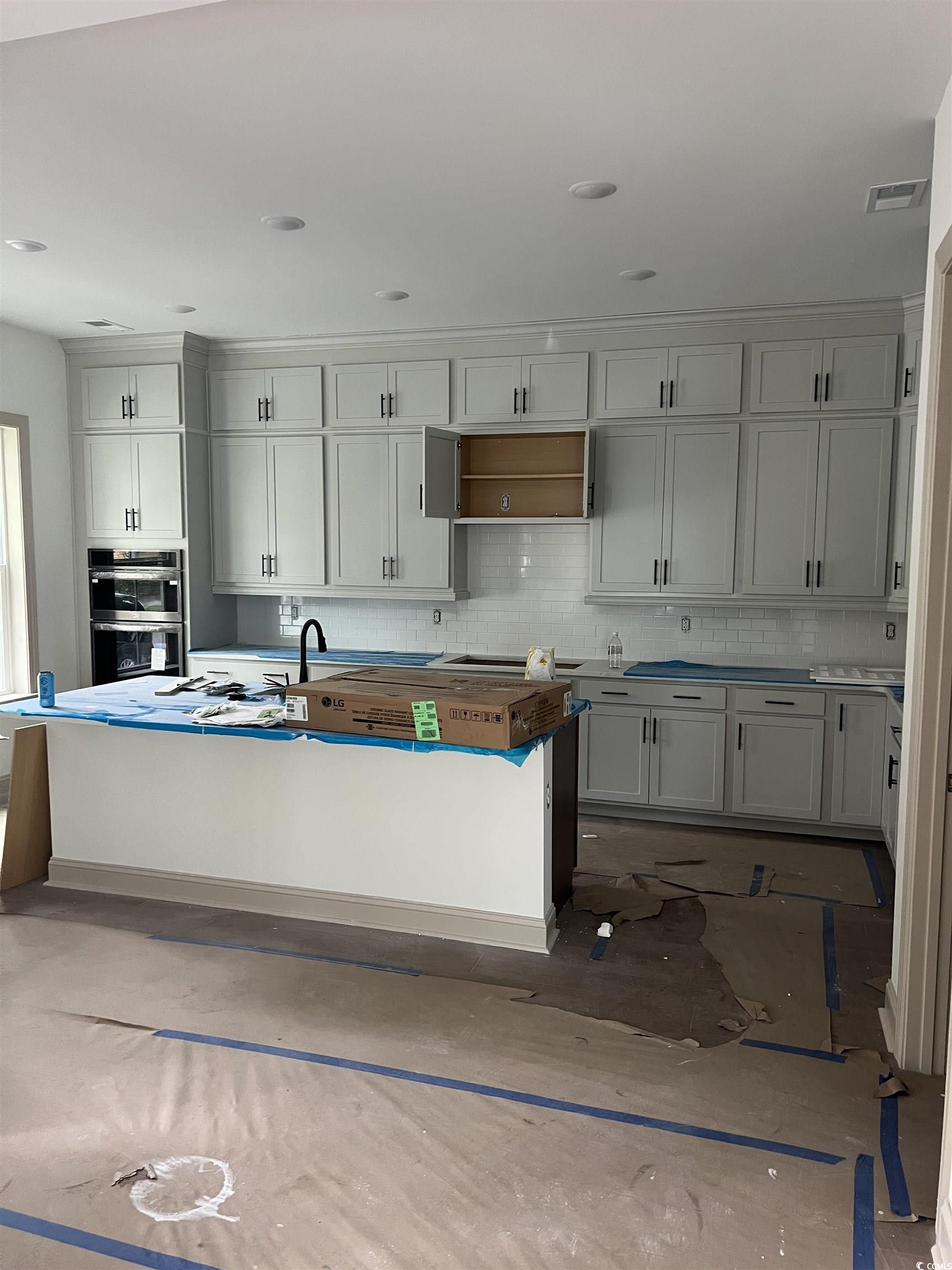 1521 James Island Dr. Property Photo 2