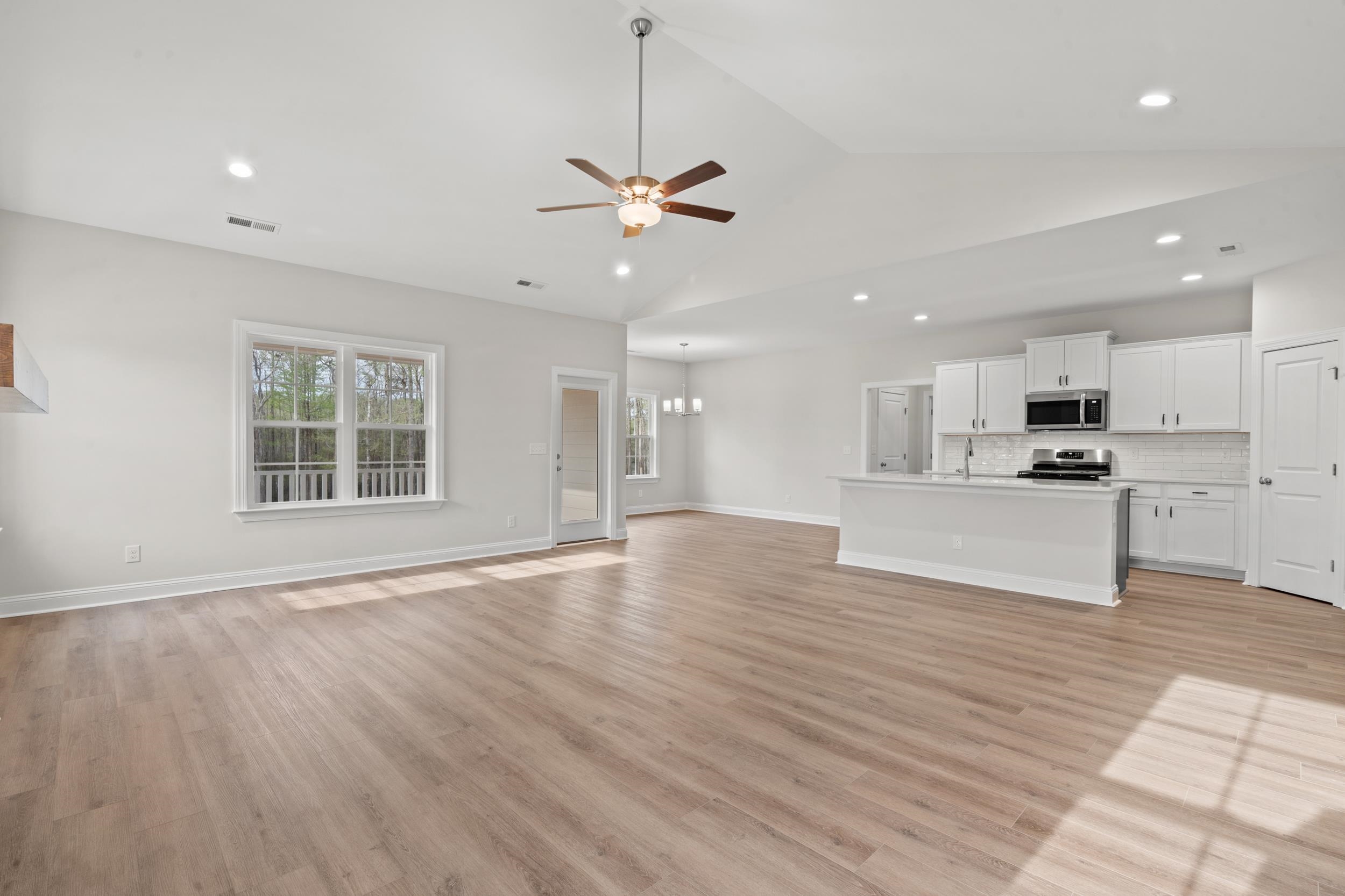 5142 Water Breeze Ct. Property Photo 3