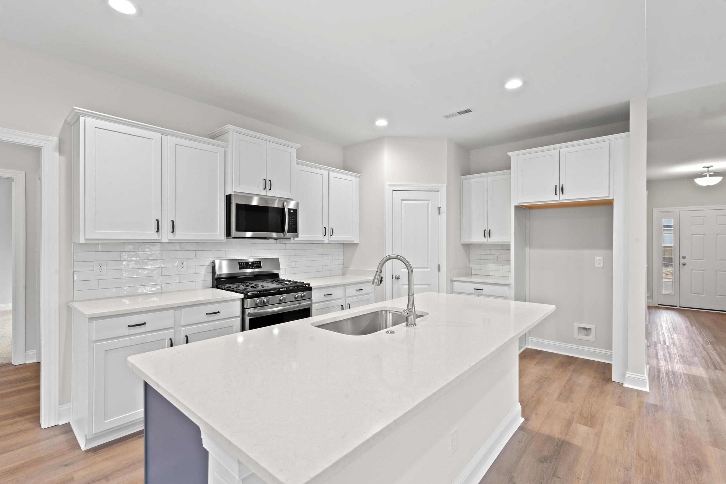 5142 Water Breeze Ct. Property Photo 4
