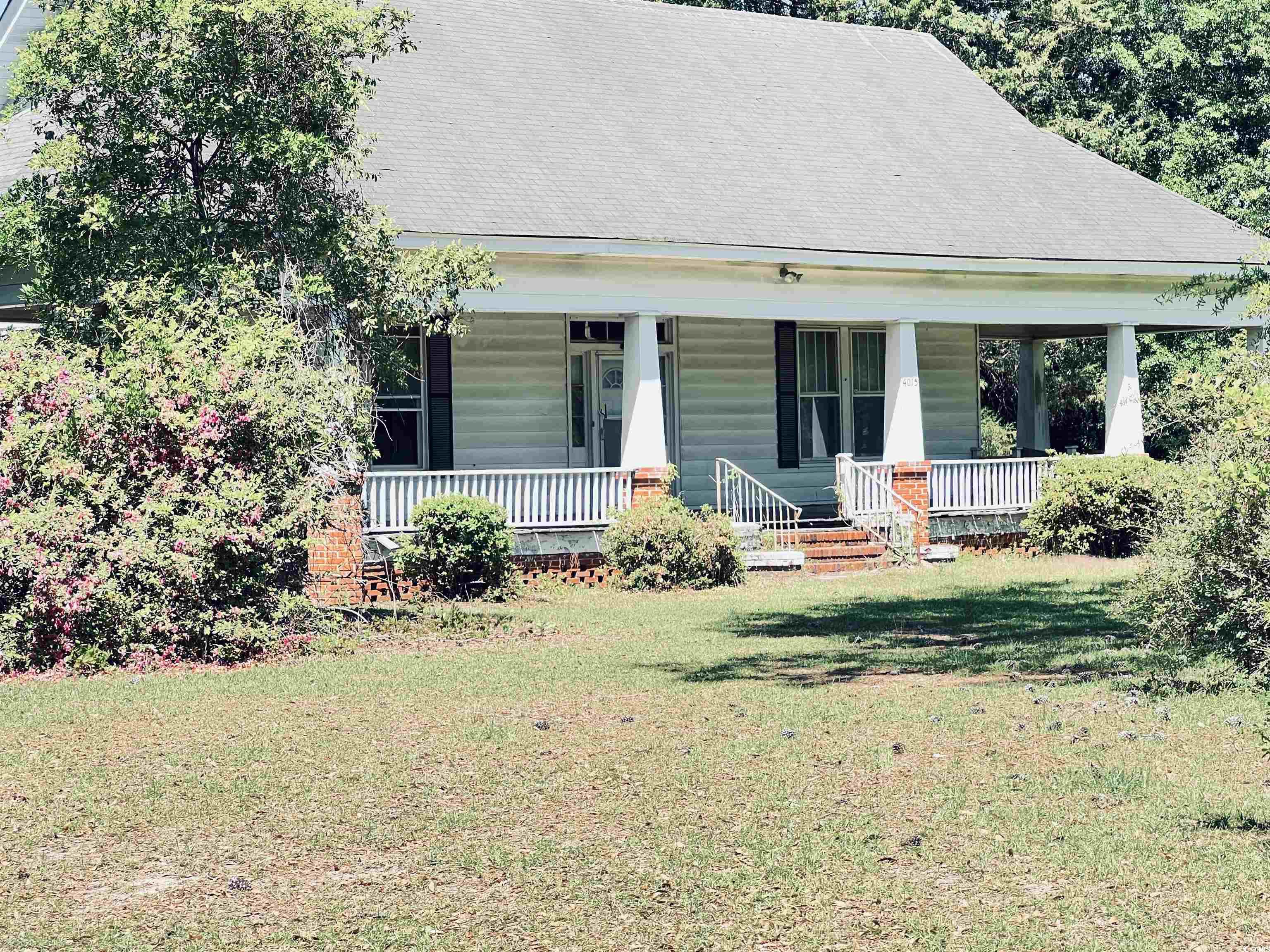 4015 N Highway 501 Property Photo 1