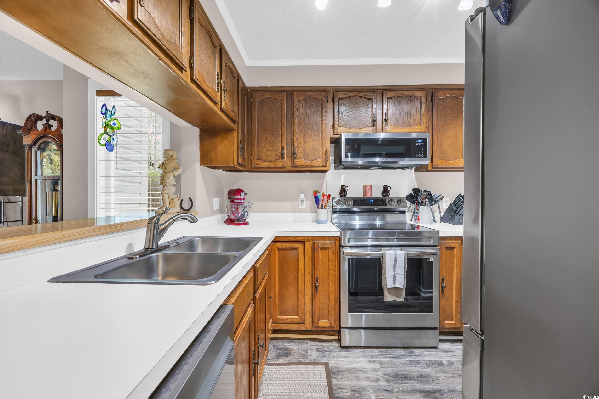 1701 Yaupon Dr. Property Photo 6