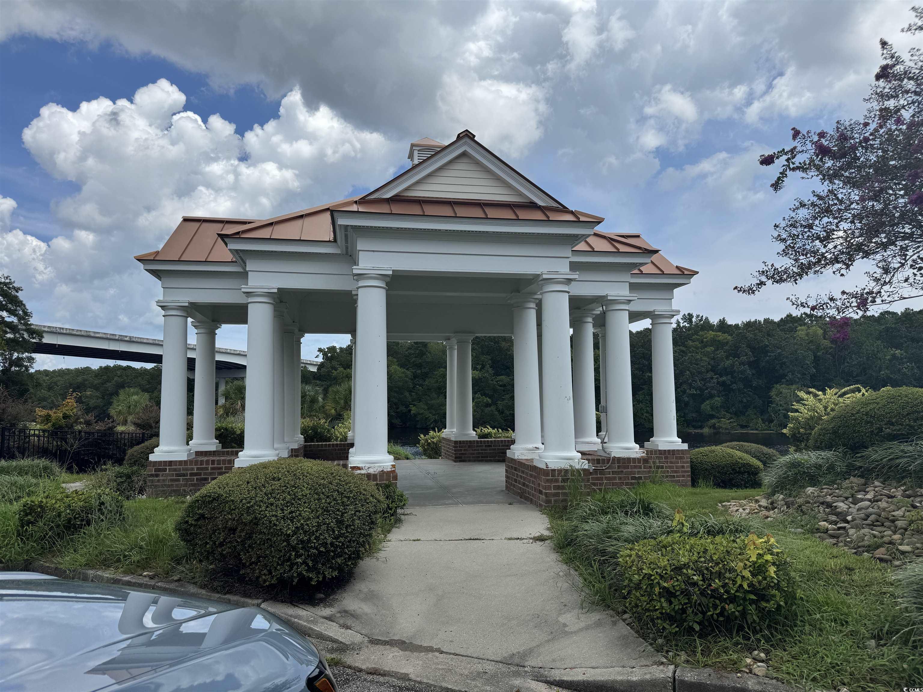 410 Harbour View Dr. Property Photo 6