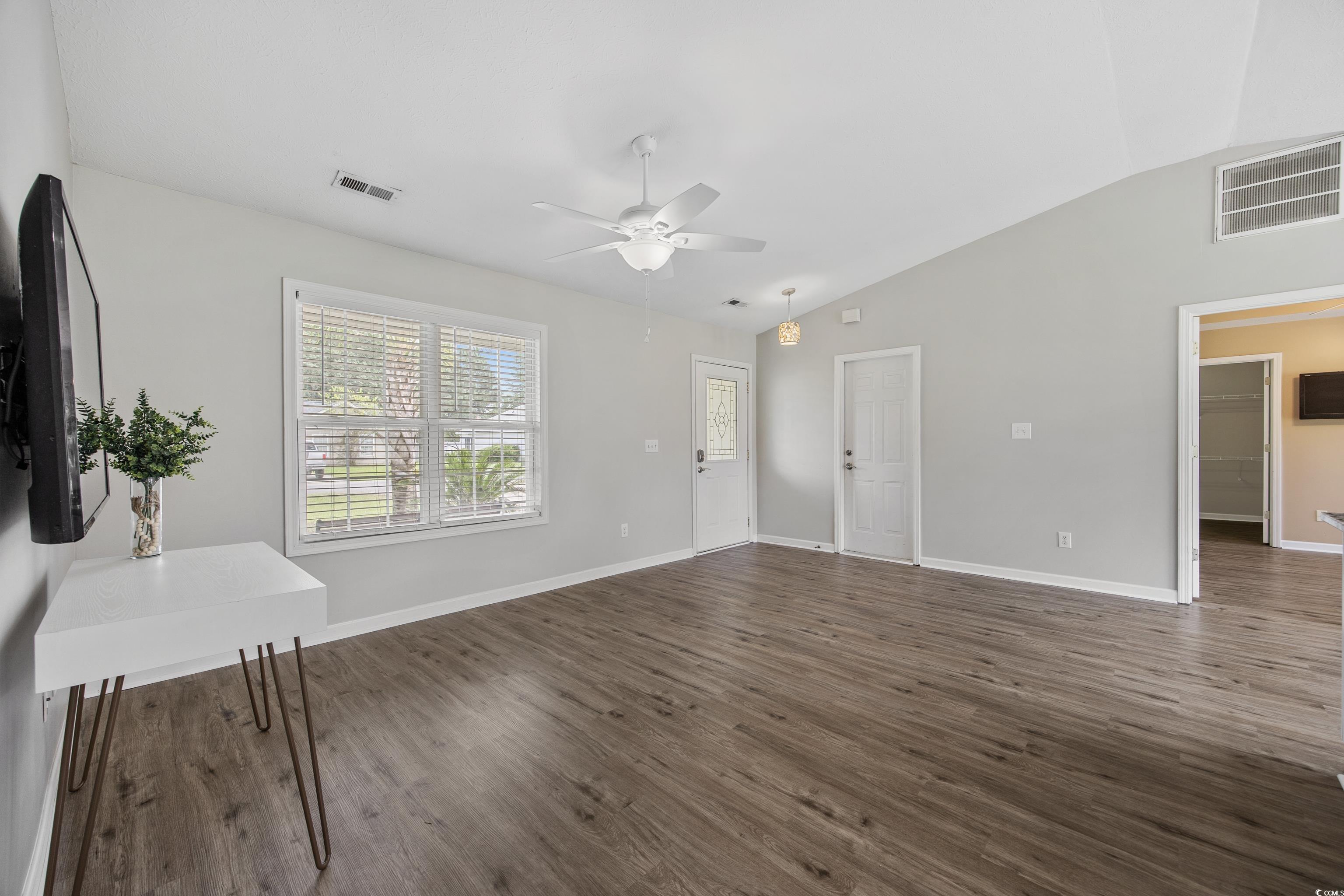 315 Kildare Ct. Property Photo 4