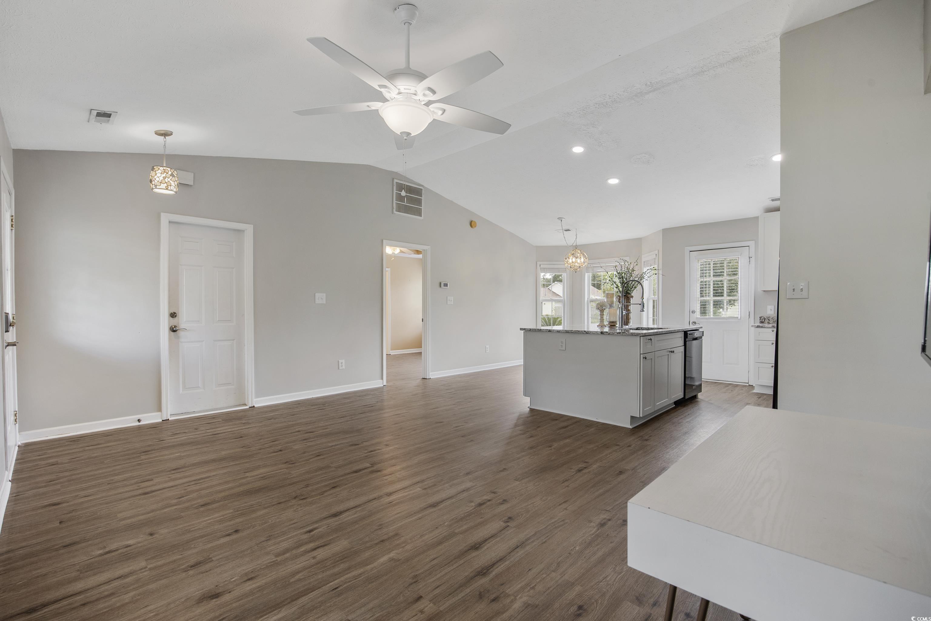 315 Kildare Ct. Property Photo 6