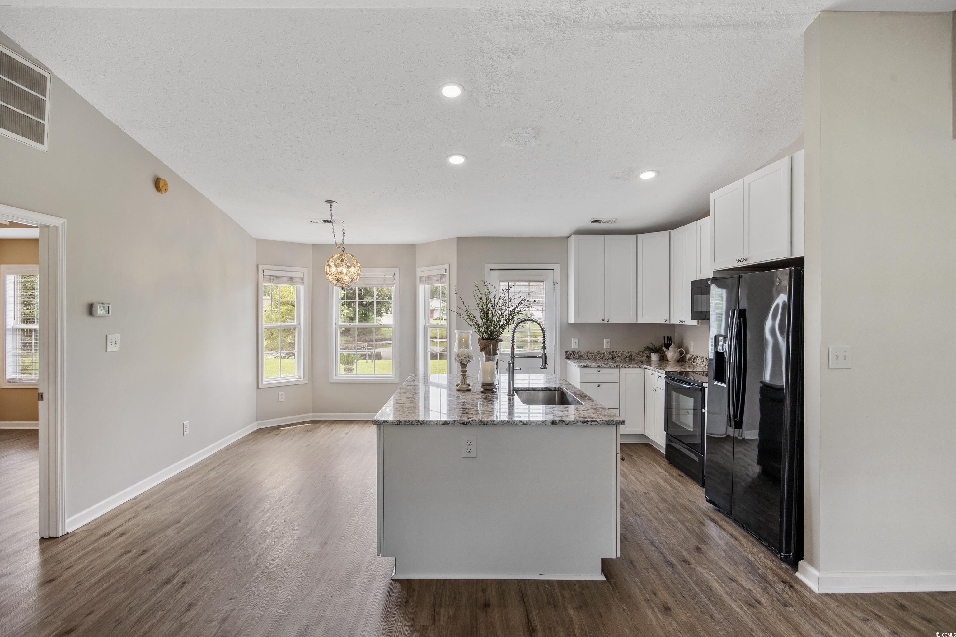 315 Kildare Ct. Property Photo 9