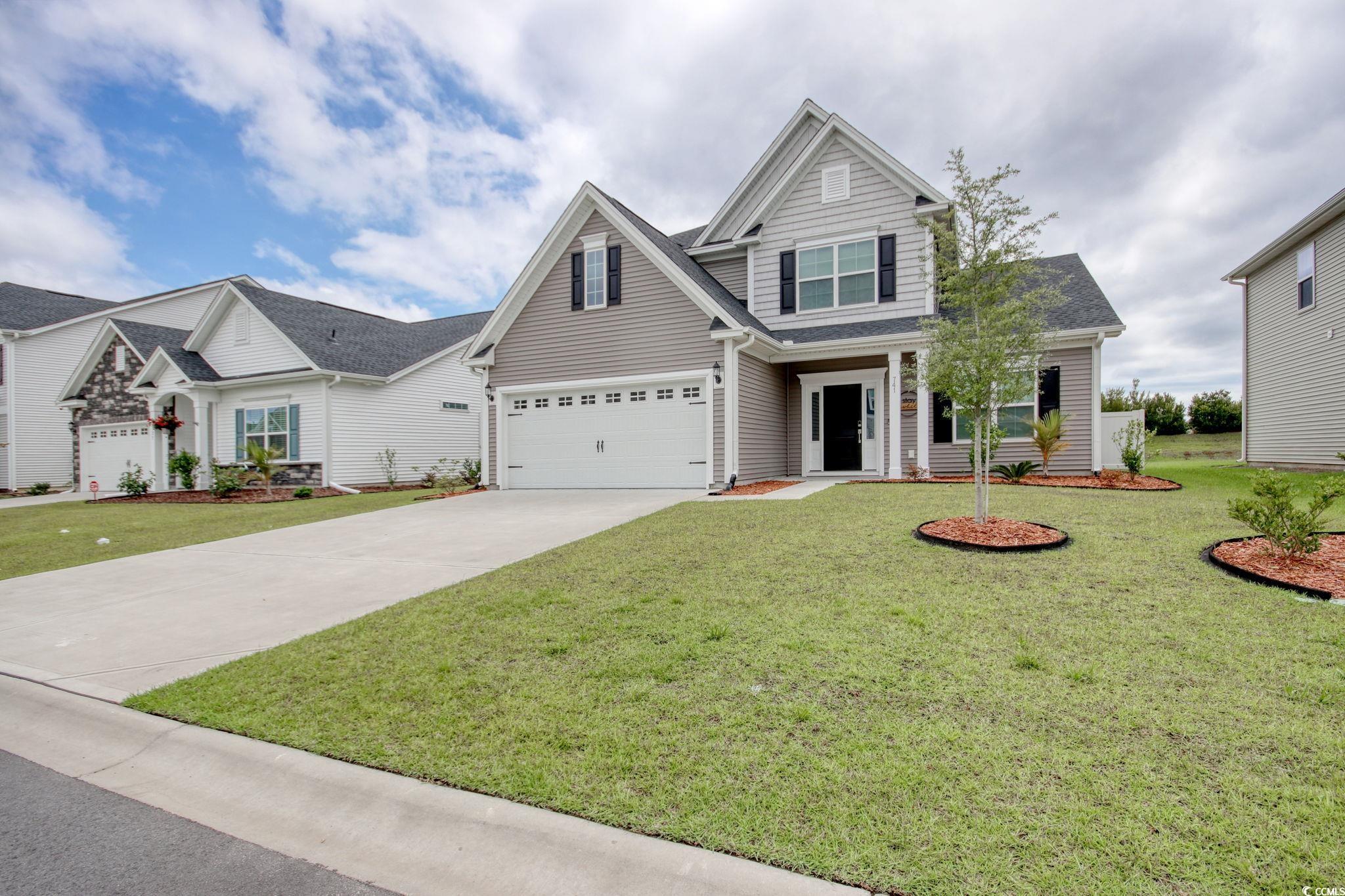 741 Enchantment Loop Property Photo 3