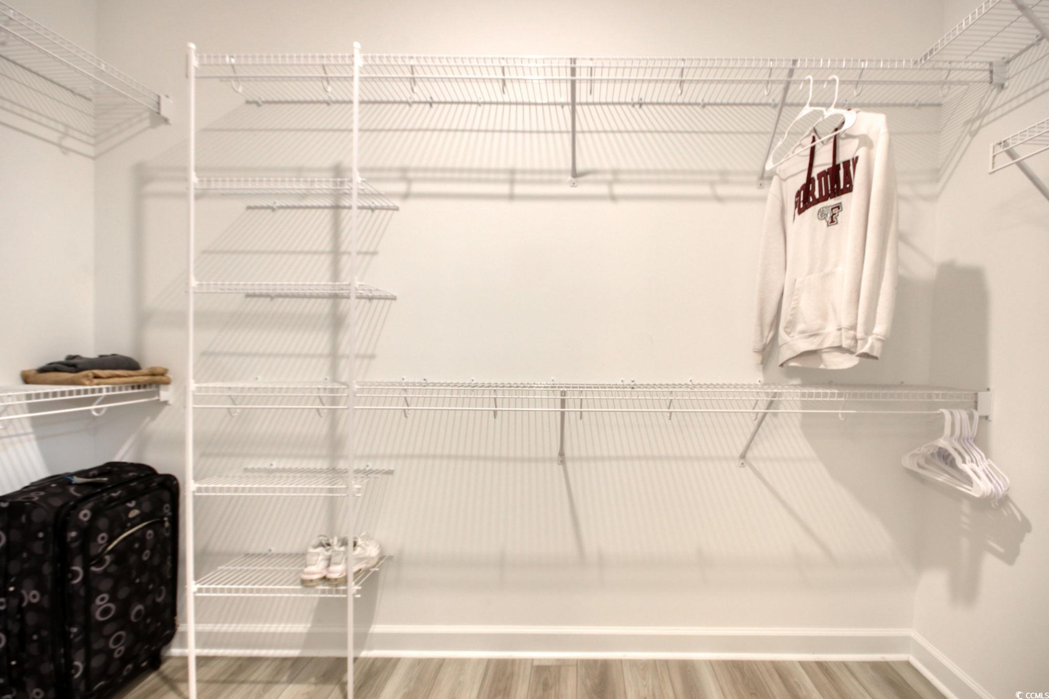 741 Enchantment Loop Property Photo 19