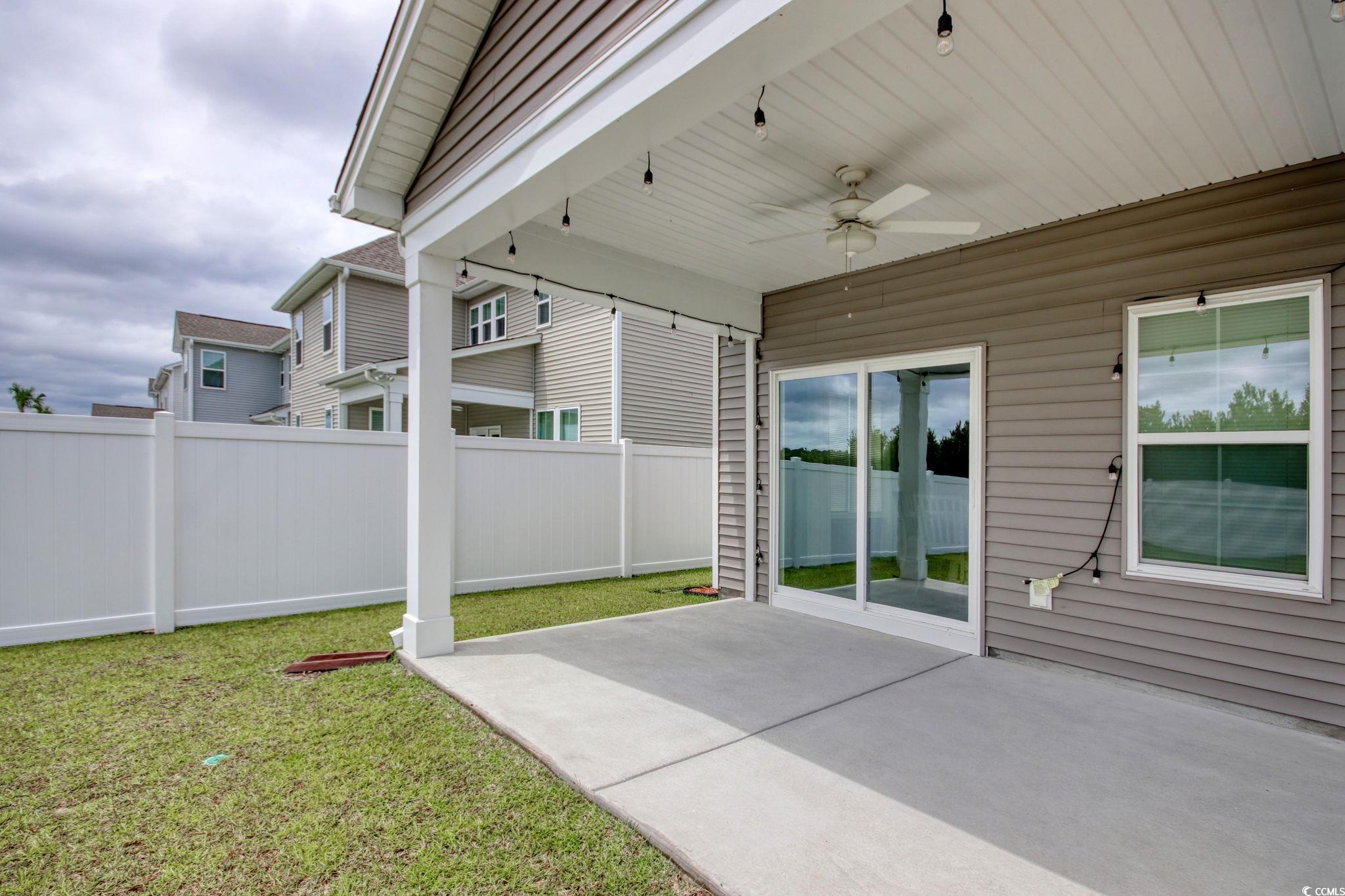 741 Enchantment Loop Property Photo 32