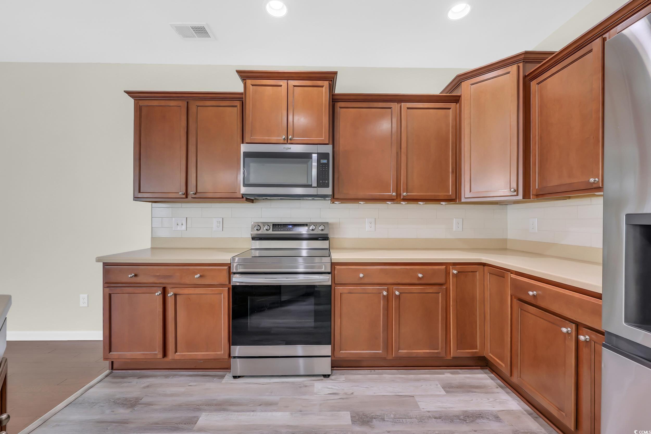 636 Pistoia Ln. Property Photo 11