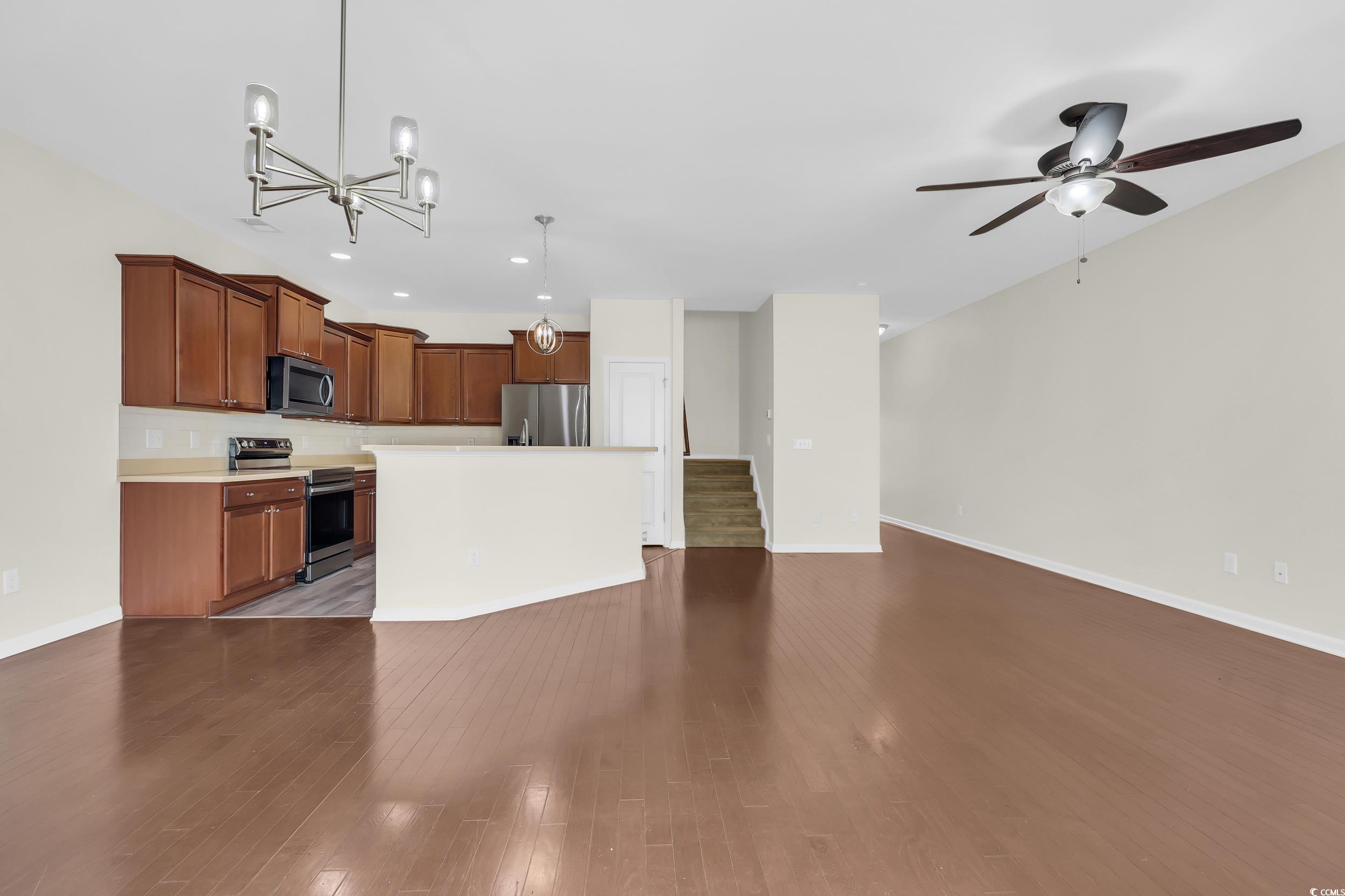 636 Pistoia Ln. Property Photo 15