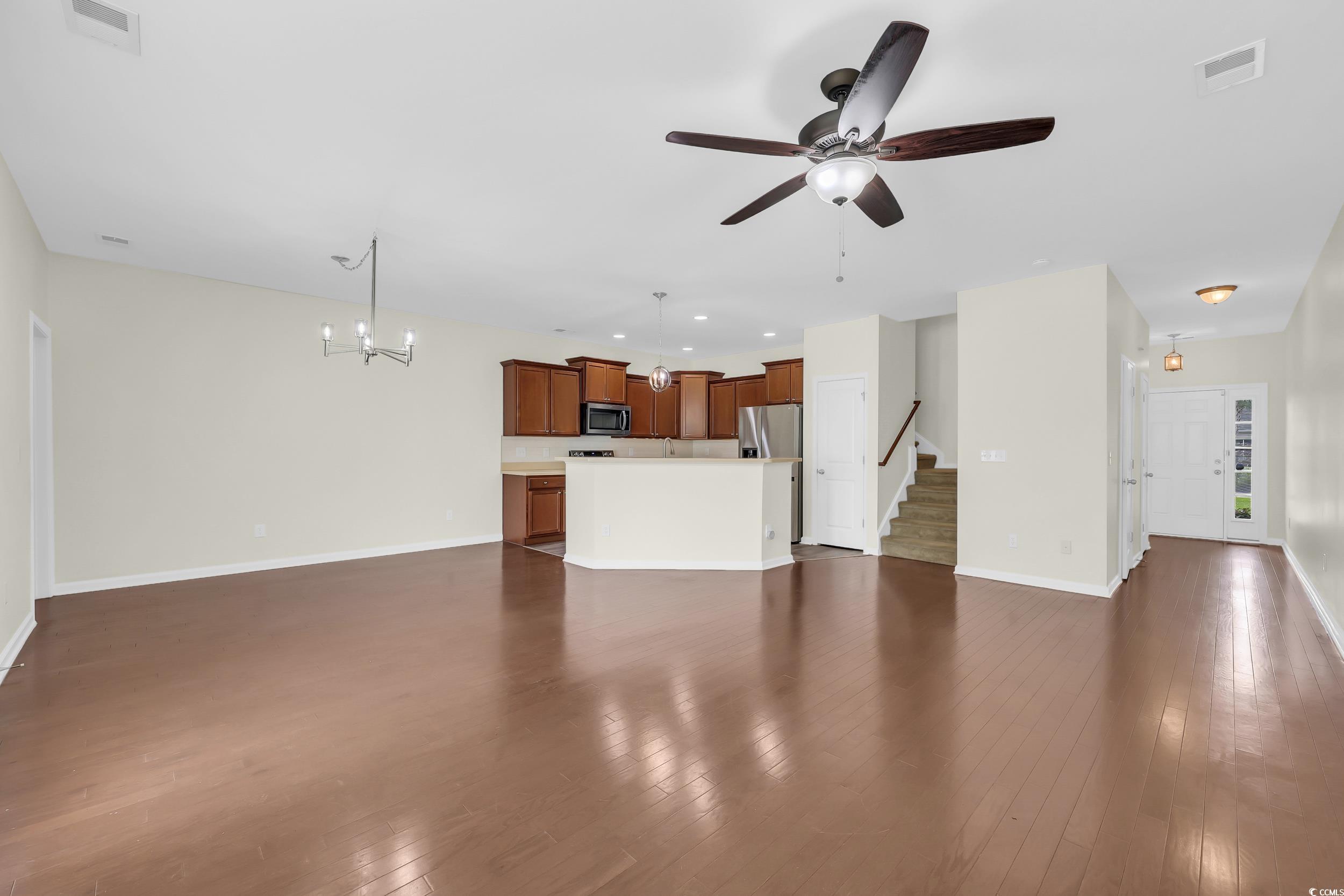 636 Pistoia Ln. Property Photo 16