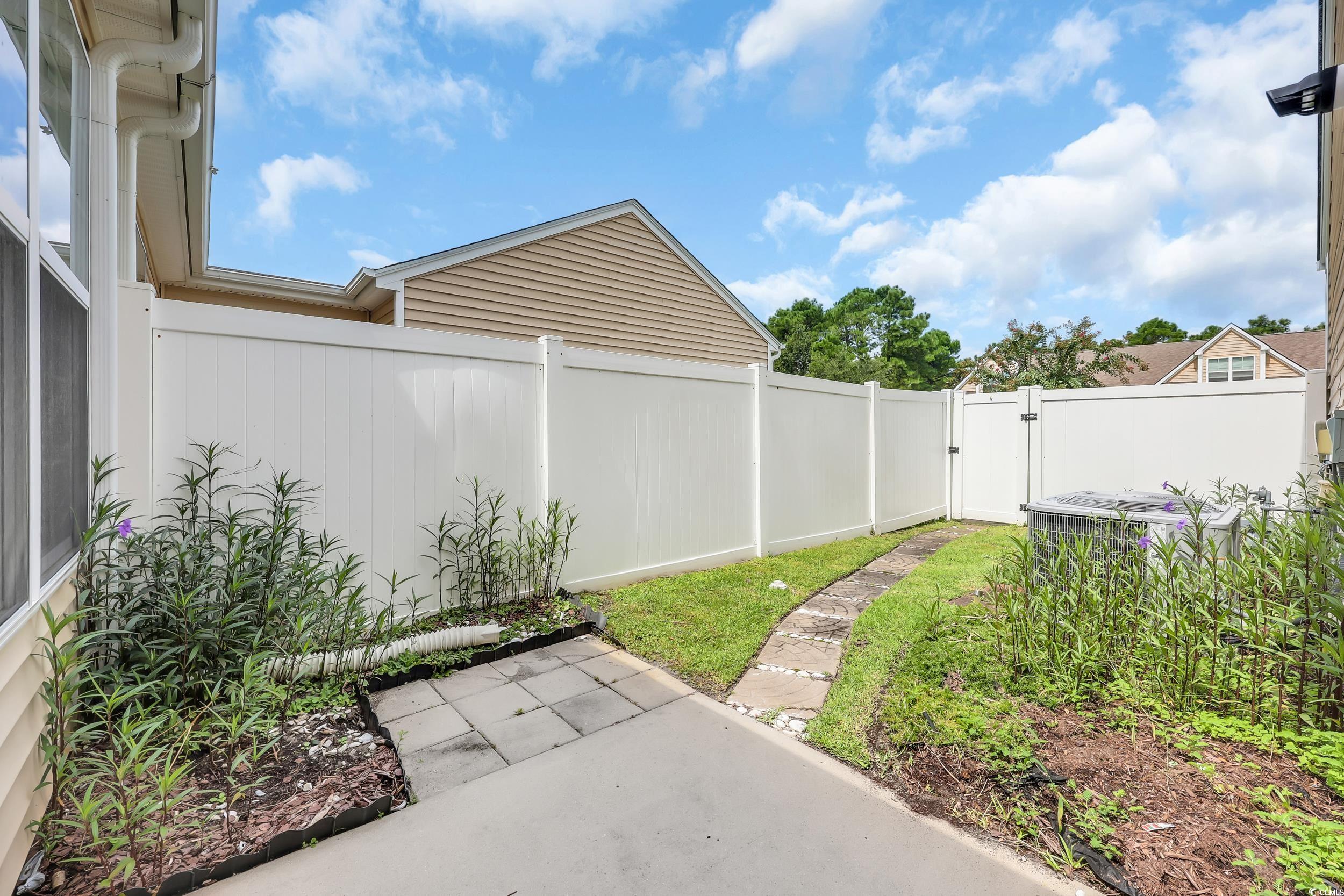 636 Pistoia Ln. Property Photo 31