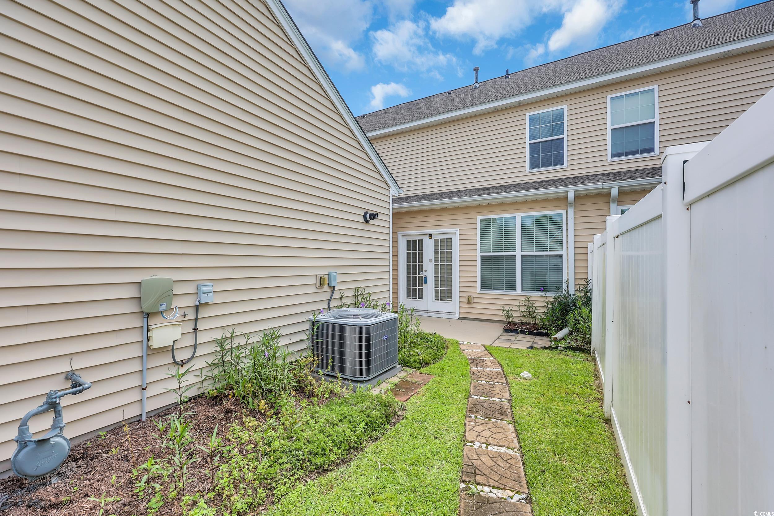 636 Pistoia Ln. Property Photo 32