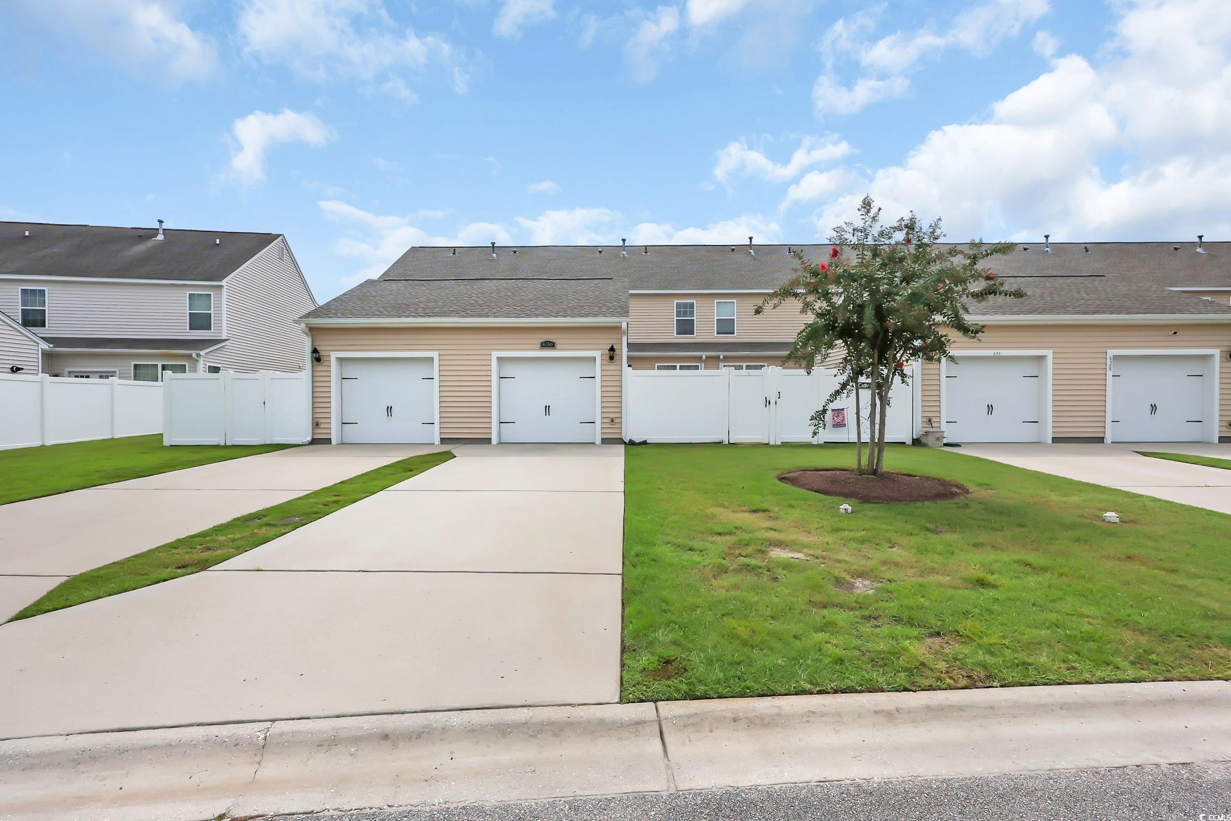 636 Pistoia Ln. Property Photo 34