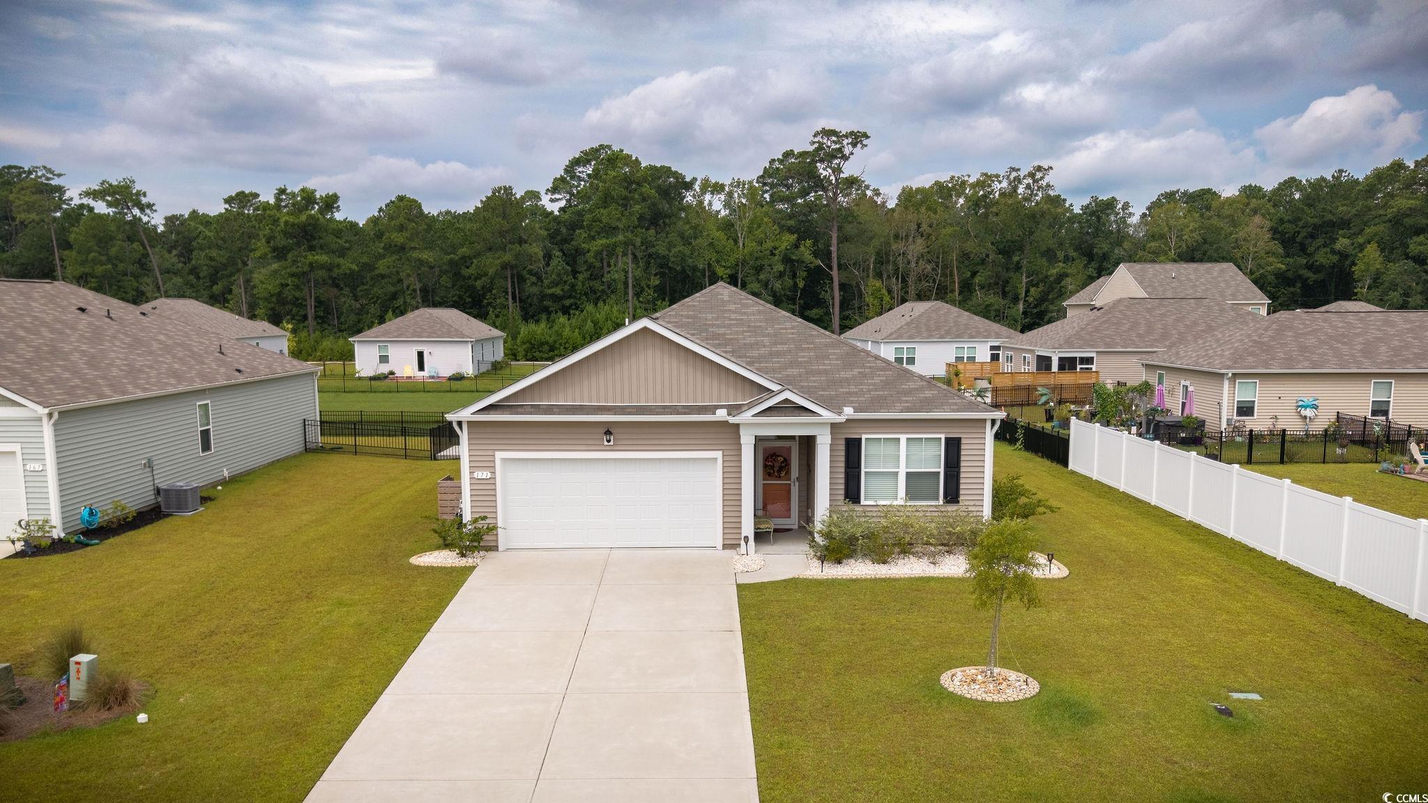 171 Cassina Dr. Property Photo 2